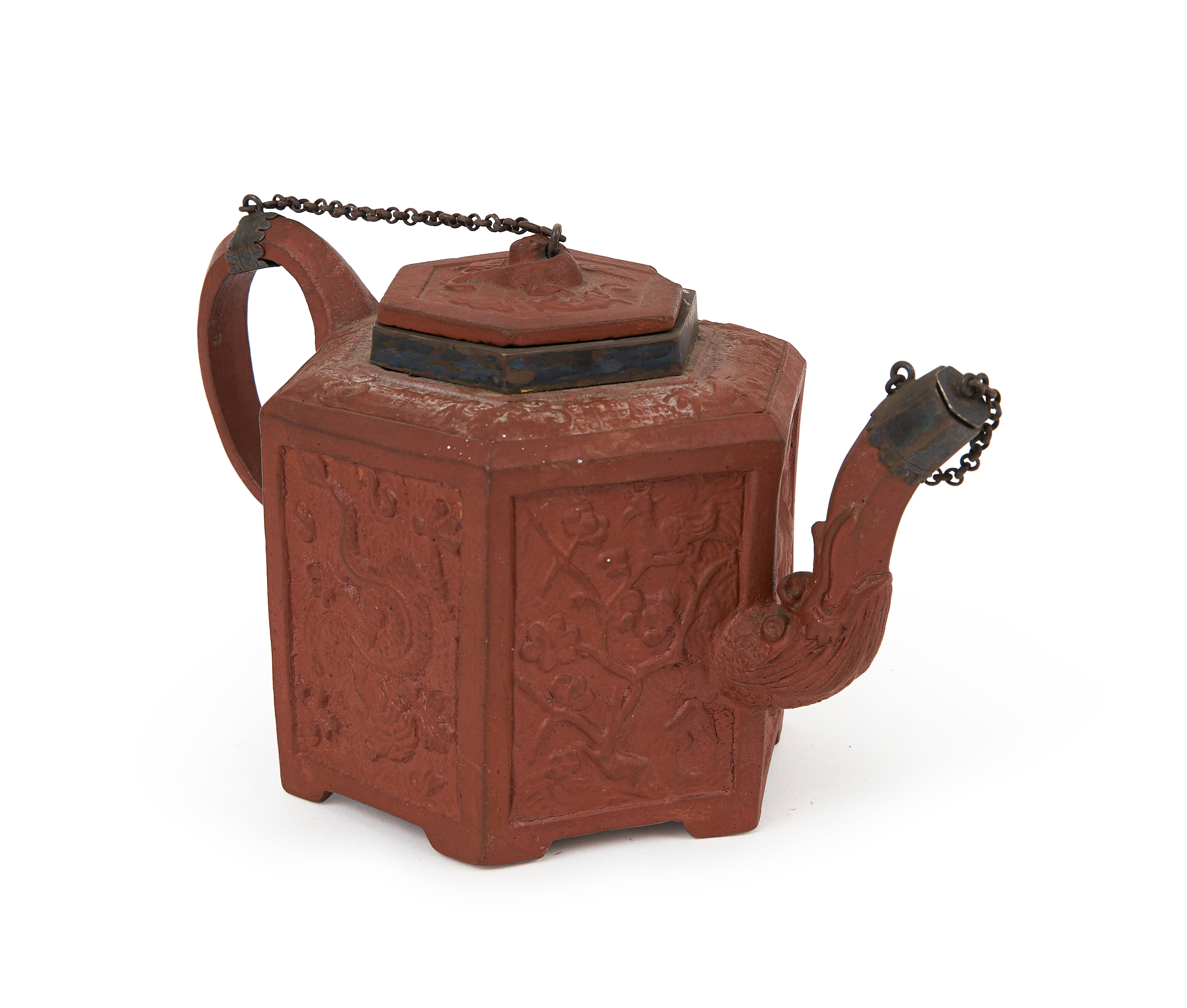 A CHINESE YIXING TEAPOT, QING DYNASTY (1644-1911) - Image 2 of 5