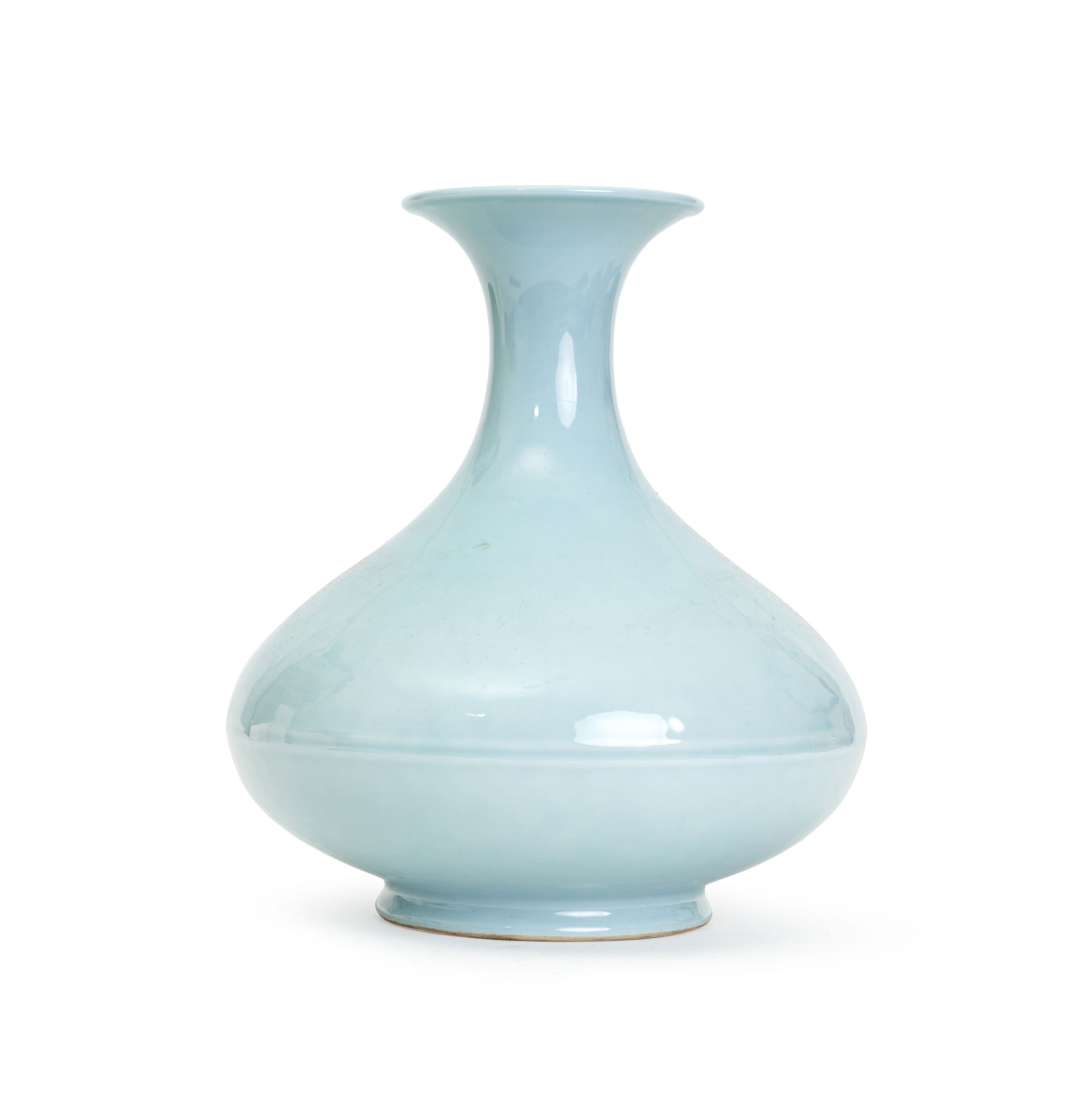 A CHINESE RU TYPE VASE, QING DYNASTY (1644-1911) - Image 2 of 4