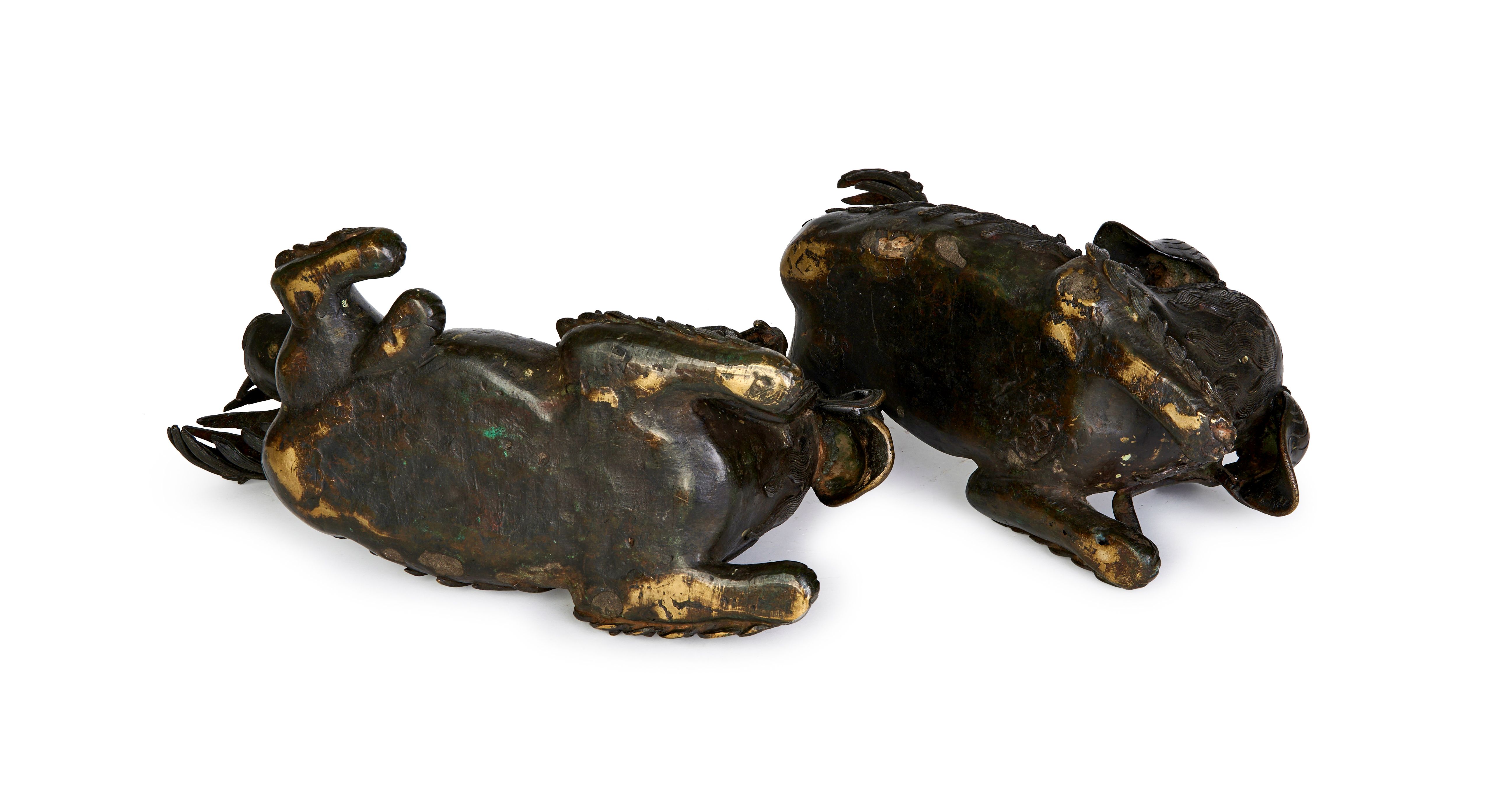 A PAIR OF CHINESE BRONZE FOO DOG CENSERS, QING DYNASTY (1644-1911) - Image 9 of 9