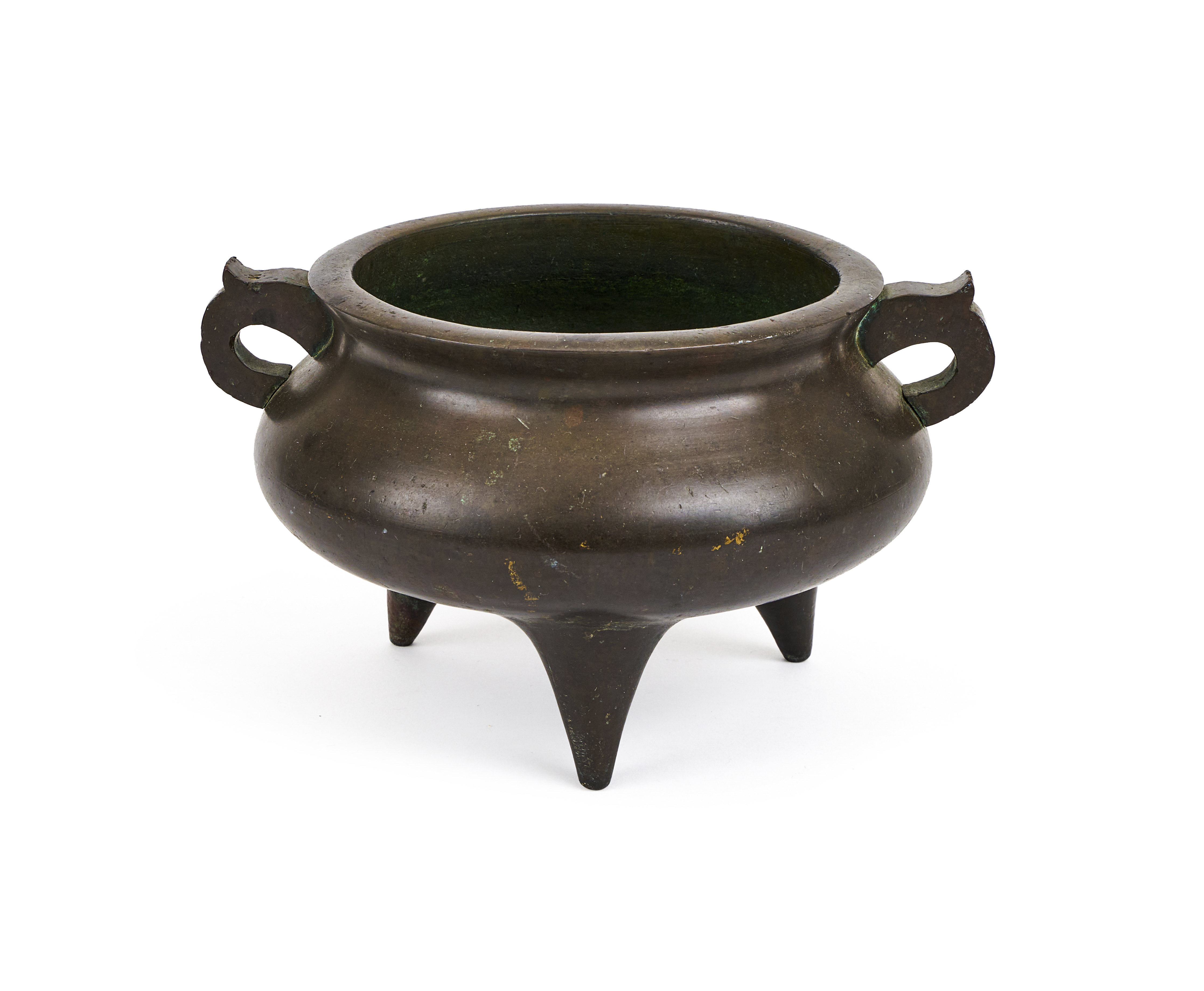 A LARGE BRONZE TRIPOD CENSER | QING DYNASTY, 19TH CENTURY - Image 2 of 5
