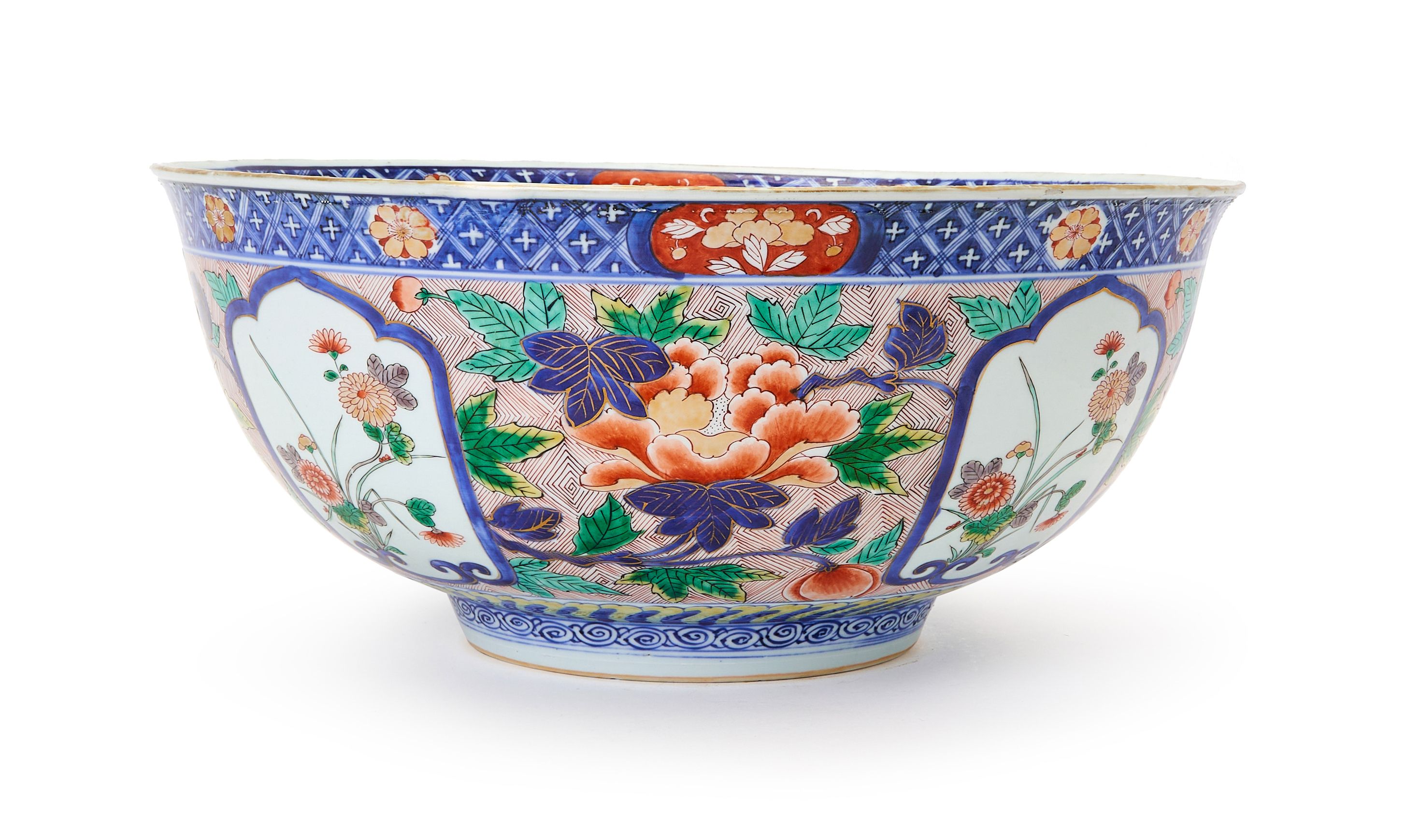 A LARGE CHINESE IMARI "FISH" BOWL, KANGXI PERIOD (1662-1722) - Image 3 of 5