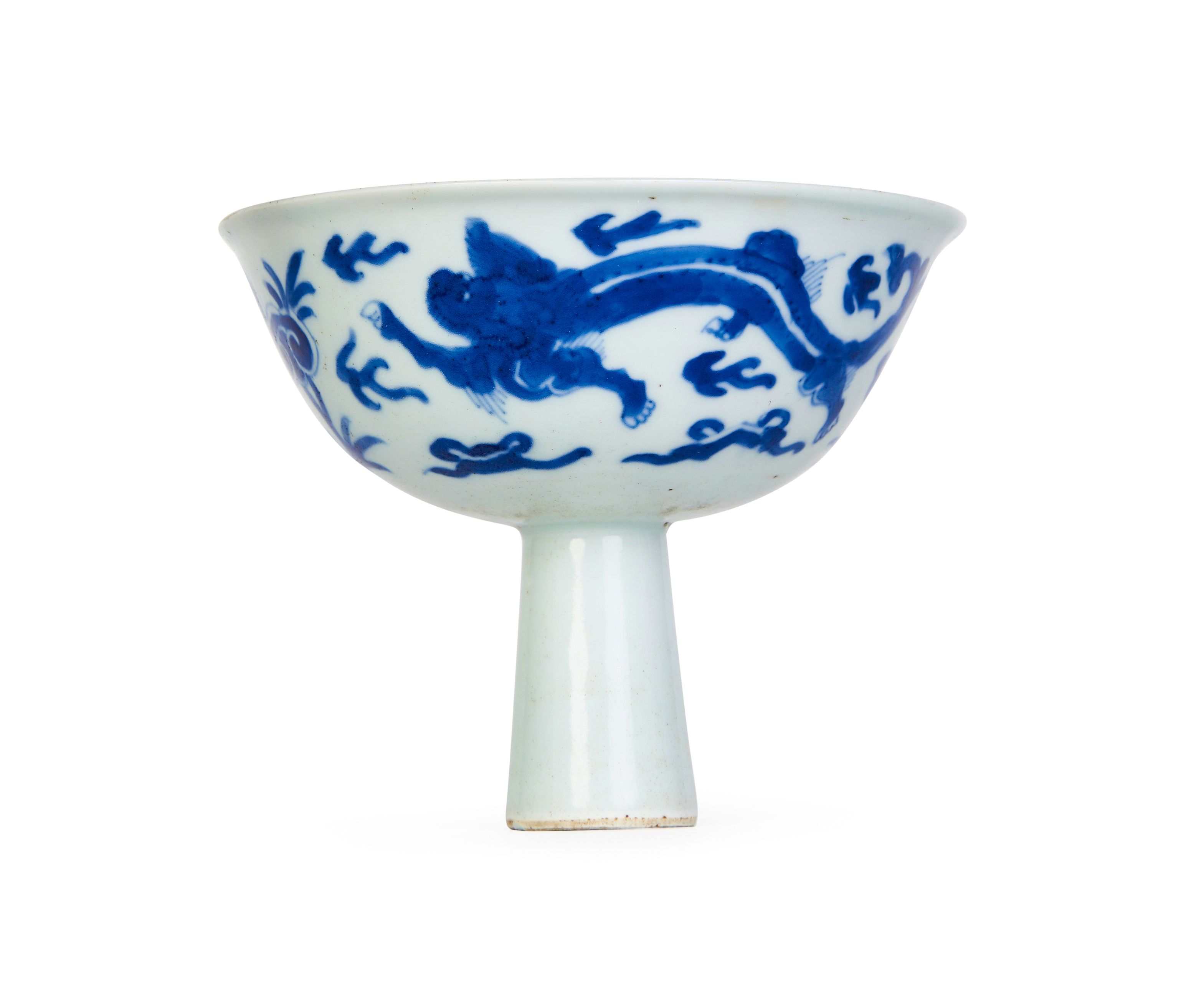 A CHINESE BLUE & WHITE STEM CUP, QING DYNASTY (1644-1911) - Image 2 of 2