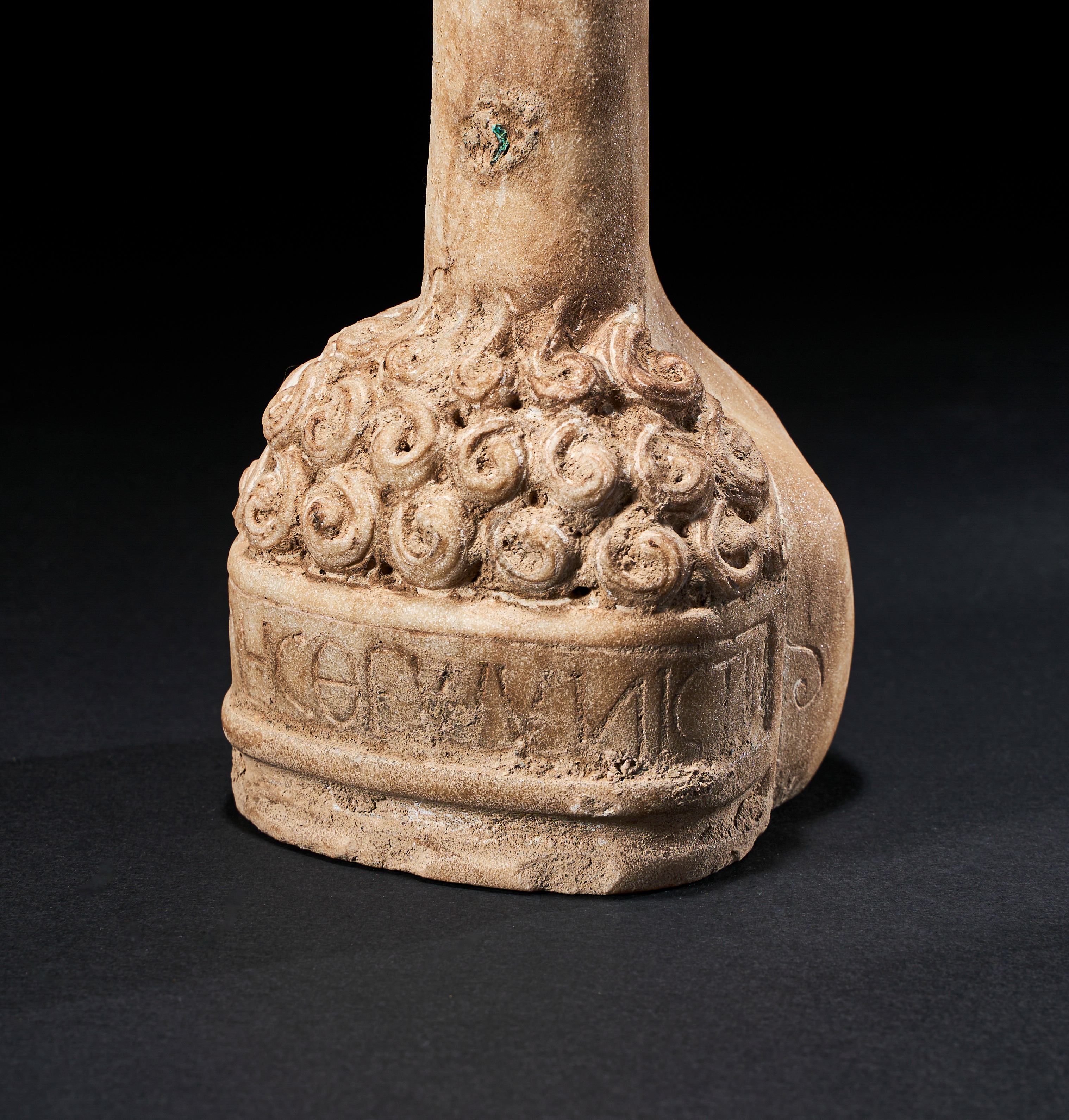 A GREEK INSCRIBED MARBLE PHALLUS, CIRCA 1ST CENTURY A.D. - Image 2 of 5