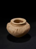 A MESOPOTAMIAN ALABASTER BOWL, PREHISTORIC PERIOD CIRCA 3400-3100 B.C.