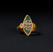 A BYZANTINE OR ANGLO SAXON/MIDDLE AGES GOLD & ENAMEL RING, CIRCA 6TH-8TH CENTURY A.D. OR LATER