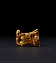 A HIGHLY RARE SCYTHIAN GOLD ATTACHMENT IN THE FORM OF A LION CIRCA 6TH-5TH CENTURY B.C.