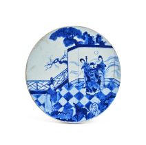 A LARGE CHINESE BLUE & WHITE PALACE SCENE TILE, KANGXI PERIOD (1662-1722)