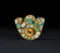 A VERY RARE TURQUOISE-INLAID GOLD PLAQUE ERLITOU CULTURE, CIRCA 1900-1600 BC