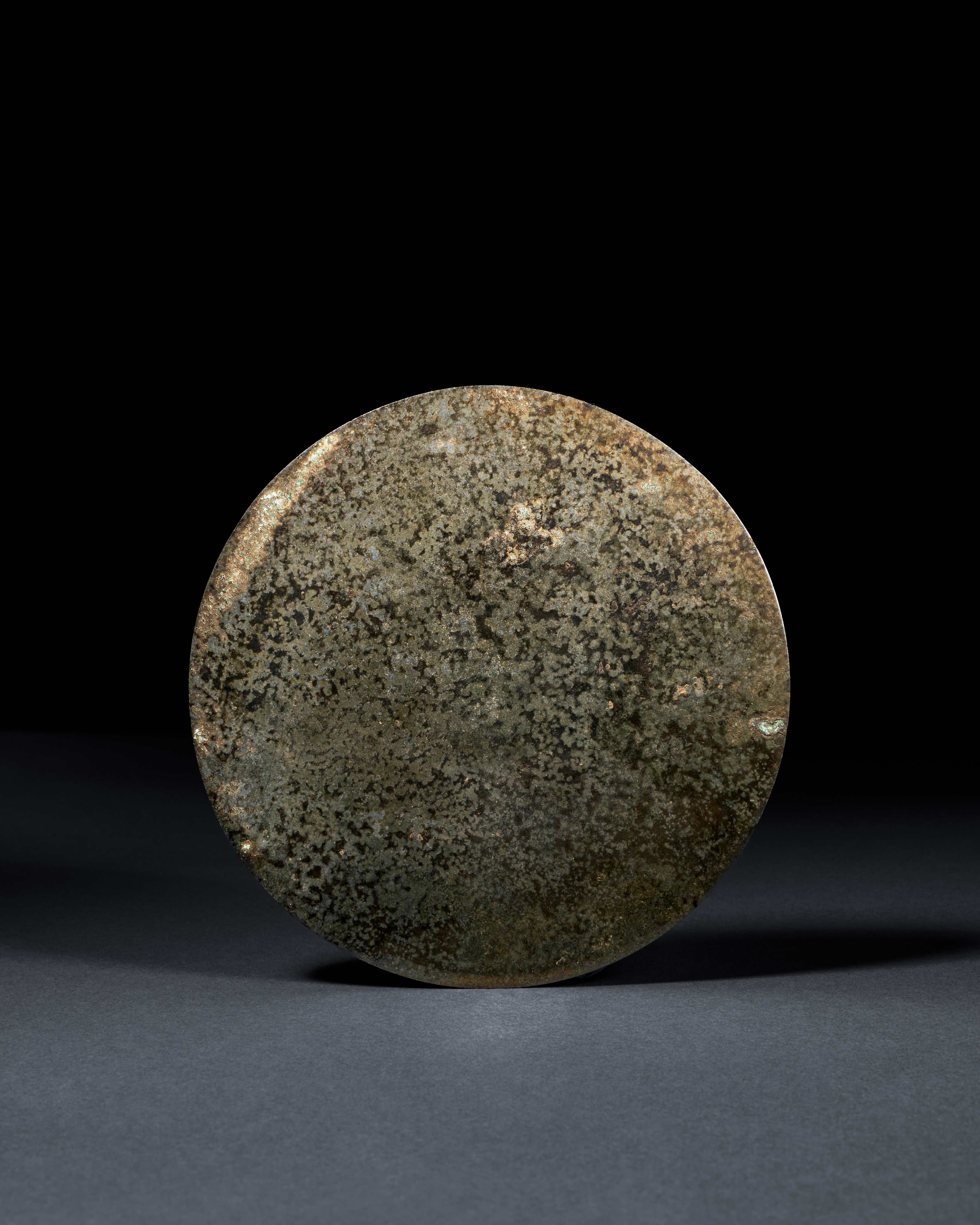 A RARE SILVERY BRONZE MIRROR TANG DYNASTY (618-907) - Image 2 of 2