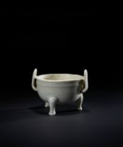 AN UNUSUAL WHITE-GLAZED TRIPOD CENSER, YUAN/EARLY MING, 14TH/15TH CENTURY