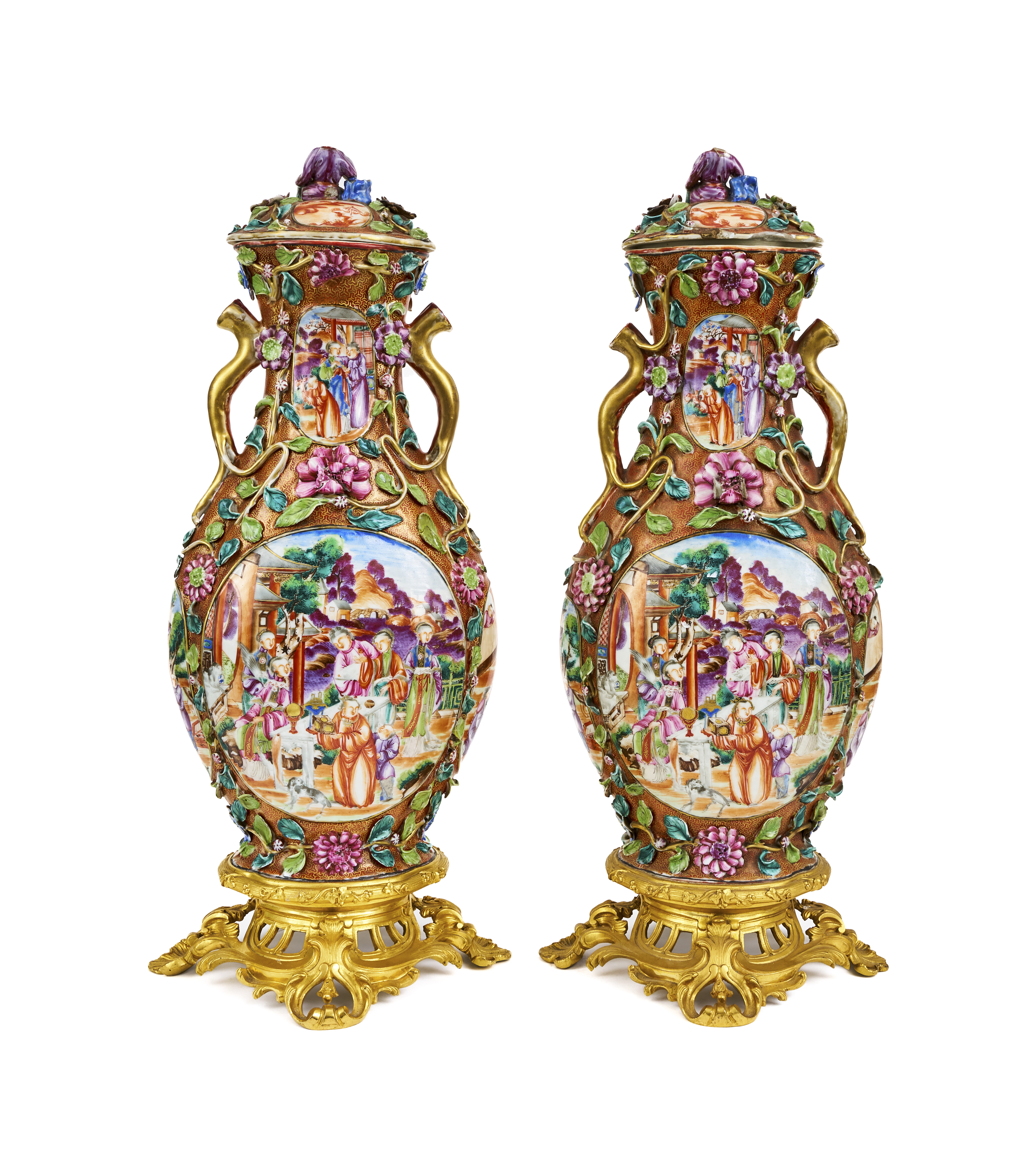 A PAIR OF CHINESE FAMILLE ROSE VASES WITH FRENCH MOUNTS, QIANLONG PERIOD (1736-1795) - Image 2 of 5