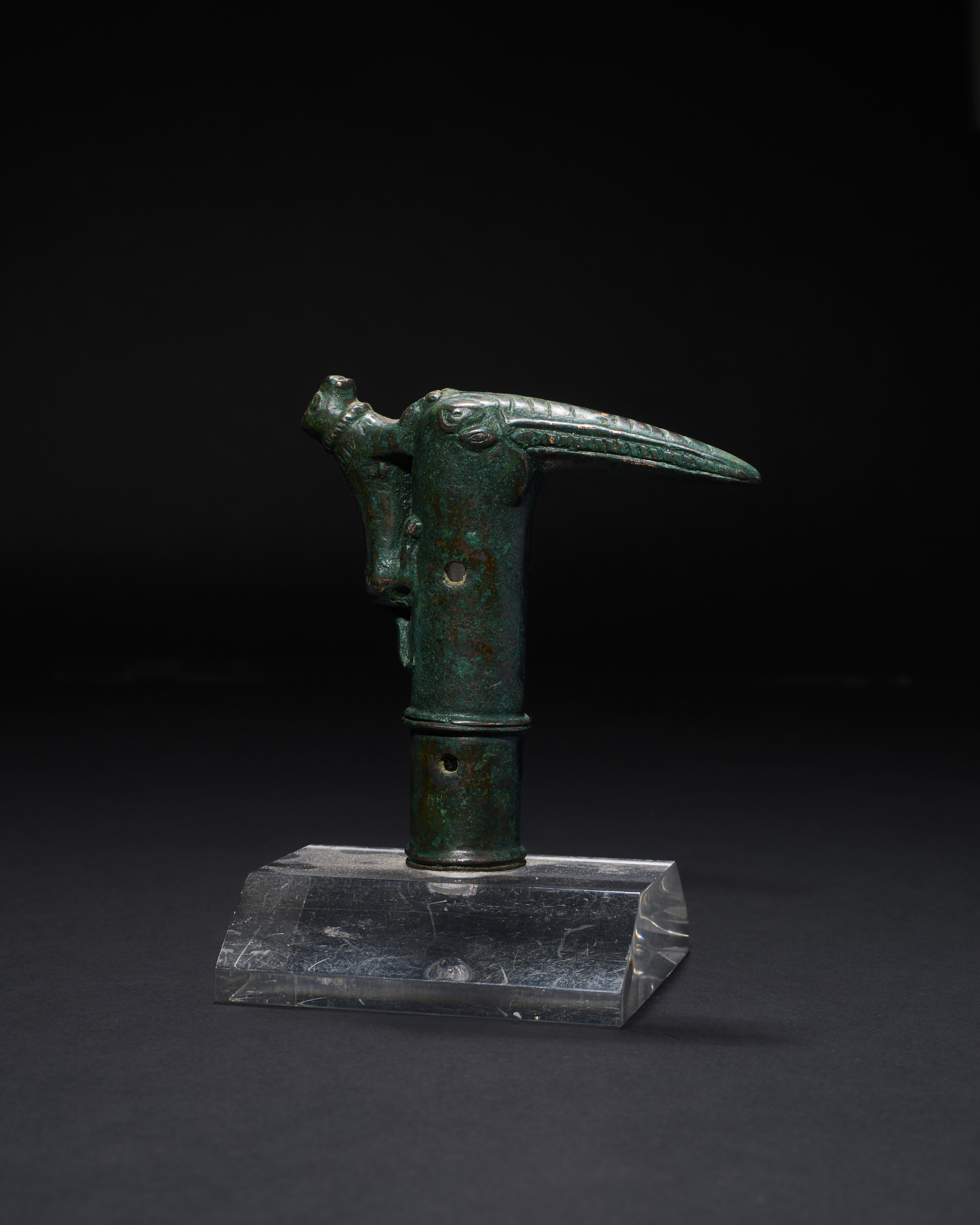 A BACTRIAN BRONZE AXE HEAD CIRCA LATE 3RD-EARLY 2ND MILLENNIUM B.C. - Image 4 of 5