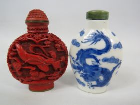 2 Vintage chinese snuff bottles, both have character marks to the base, approx 6cm tall.