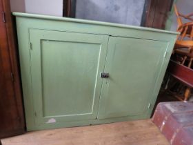 Vintage pantry/meat safe. Vented mesh sides. Painted in good order. Measures approx H:44 x W:59 x D: