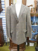 Mens Bottoli Italian tweed style jacket size 44R.