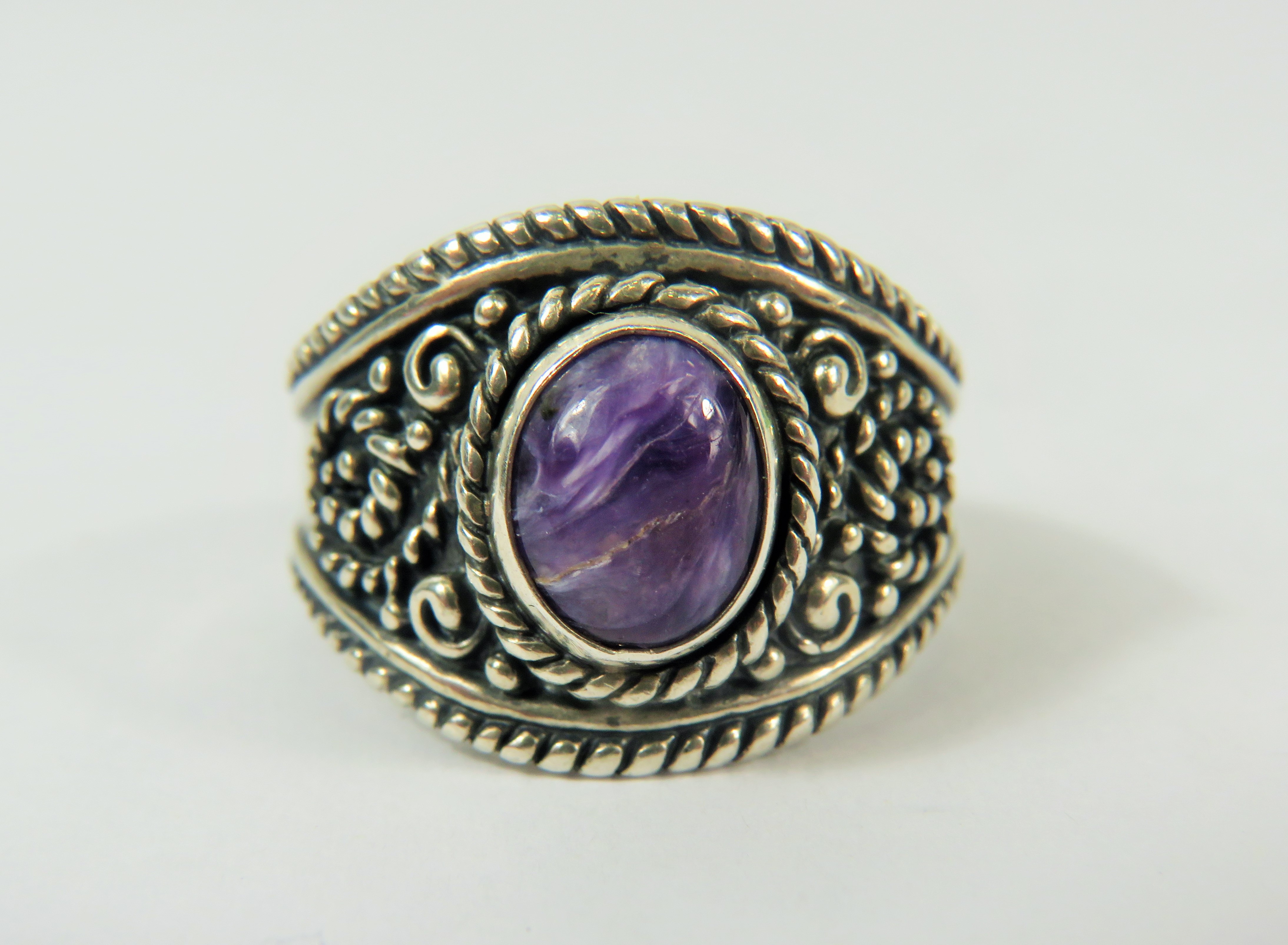 Pretty Scrolled Gents 925 Silver Ring set with an oval Blue John.  Finger size 'S'  12.1g