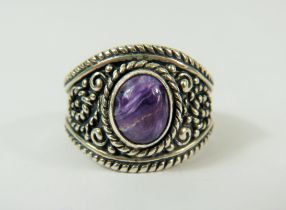 Pretty Scrolled Gents 925 Silver Ring set with an oval Blue John. Finger size 'S' 12.1g