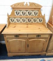 Antique style Pine Kitchen Dresser with cupboard below, two drawers above and nicely tiled splashbac