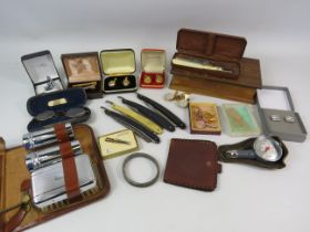 Mixed lot of cut throat razors, cufflinks, tie clips etc.