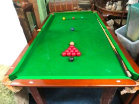 Slate Bed 3/4 size Snooker table by Super Crown in very good condition. Good Baise, strong level sla