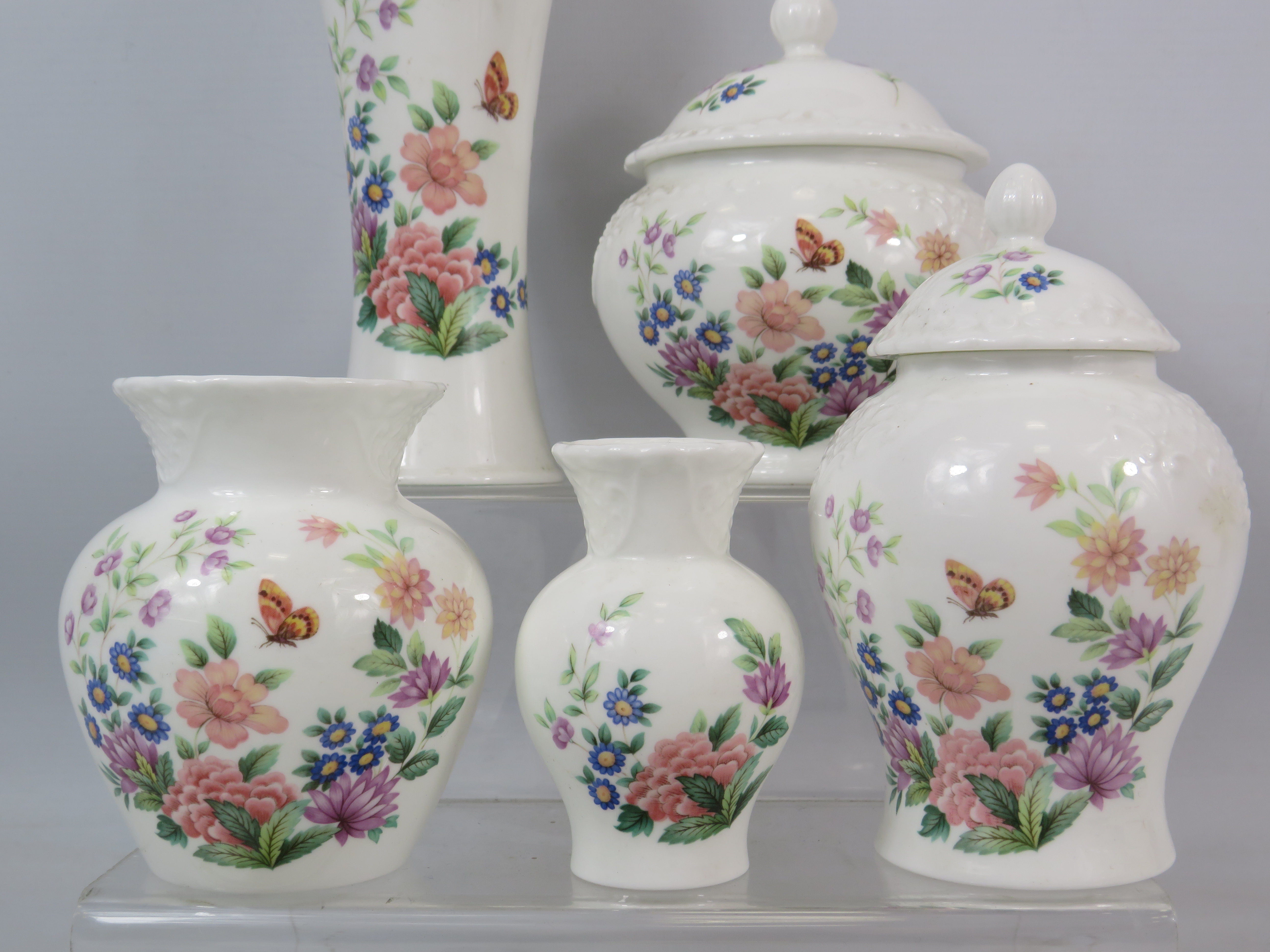 9 pieces of Coalport china in the Mayfield pattern. - Image 2 of 5