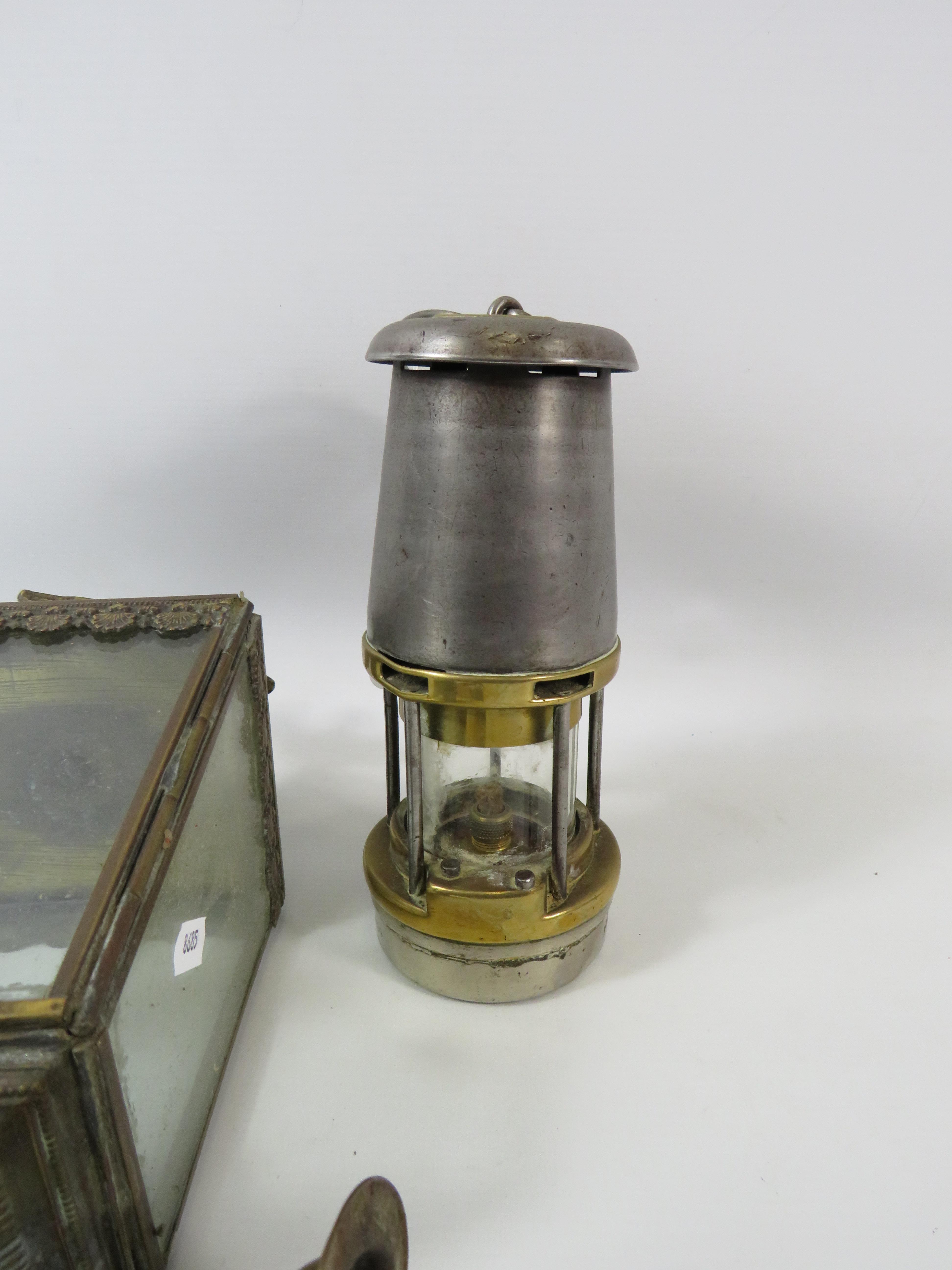 Wolf type FE miners lamp and a Porch lantern with eagle finial. - Image 4 of 4