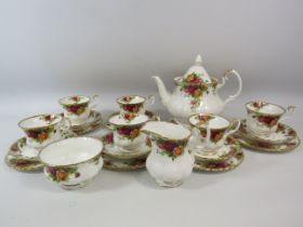 Royal Albert Old Country Roses Tea set 22 pieces in total.