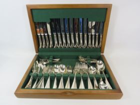 88 piece Slack and Barlow cutlery set in wooden case.