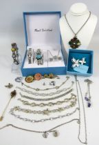 Good Selection of Costume Jewellery to include a boxed Watch/Bracelet/Pendant/earring set by Paul Sa