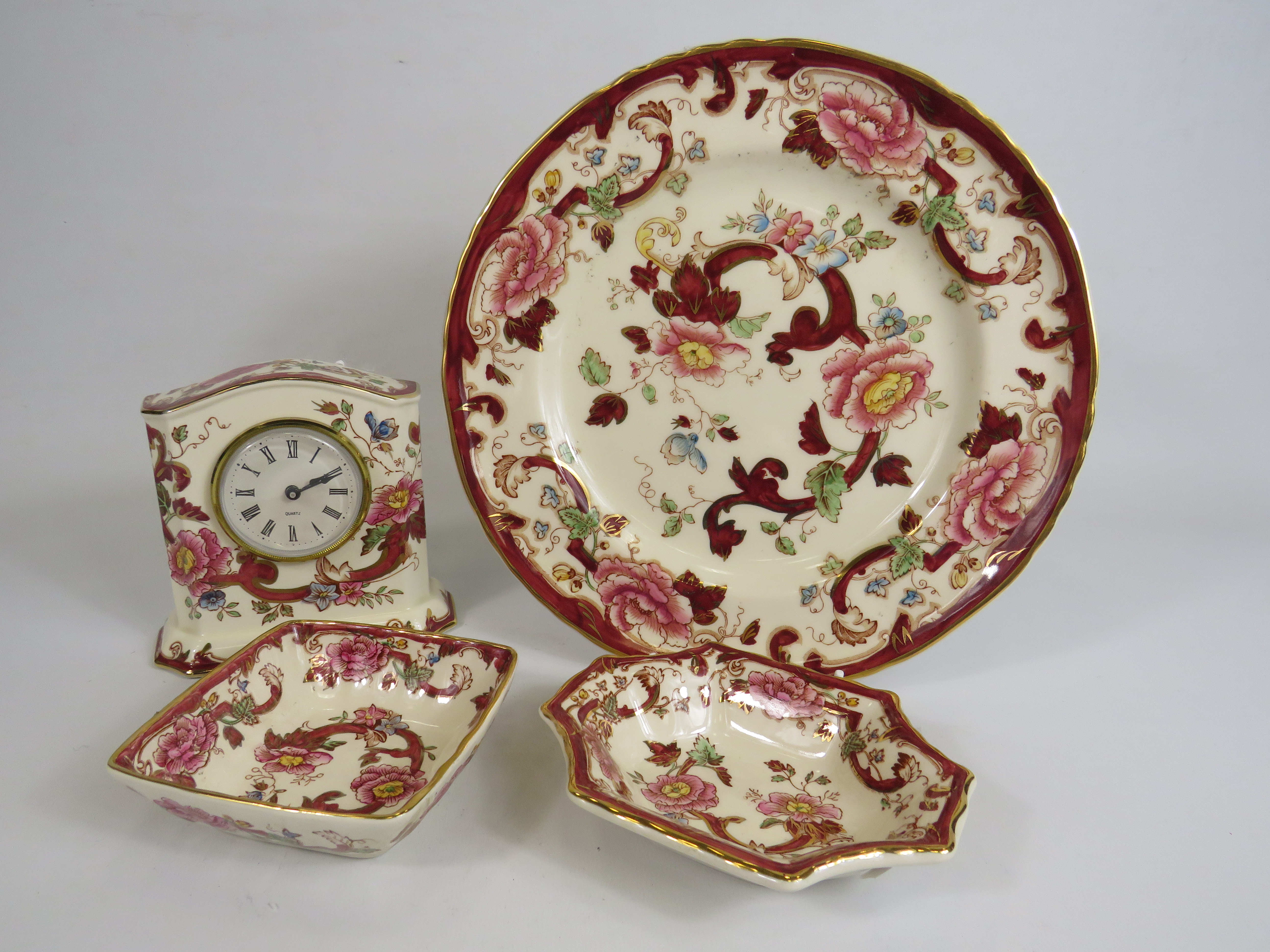 4 Pieces of Masons Ironstone in the Mandalay Red pattern.