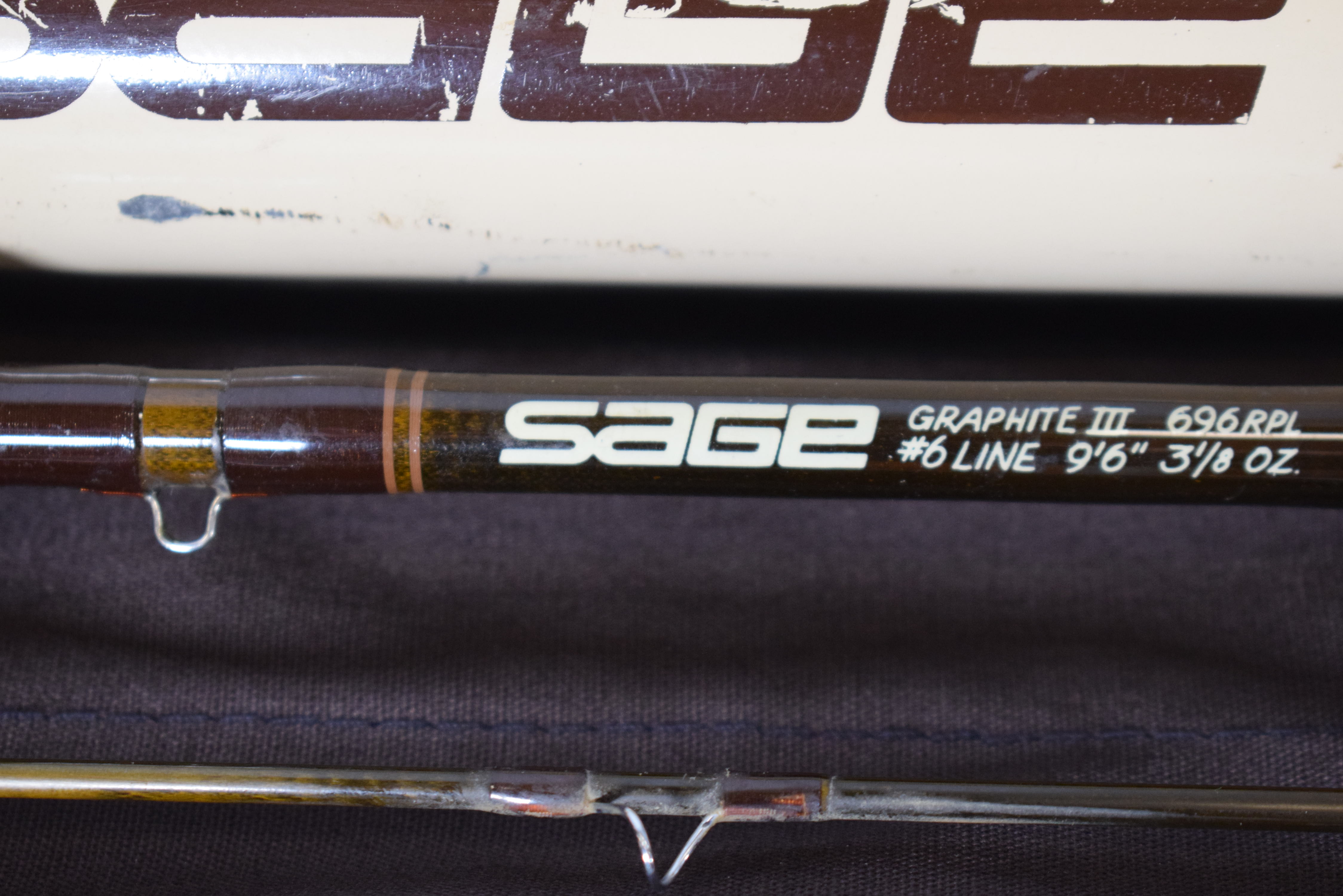 Sage 9ft 6 inch Two Piece Fly Rod  'The Graphite III'  Soft & Hard Carry bags. See photos.  - Image 2 of 3