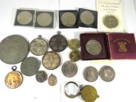 Selection of UK Commemorative Crowns. Festival of Britain Crown,  Victorian Crown 1887 plus a George