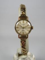 Vintage Rotary Watch, 21 Jewel,  9ct Gold Case, Expanding gold tone strap. Running order.   