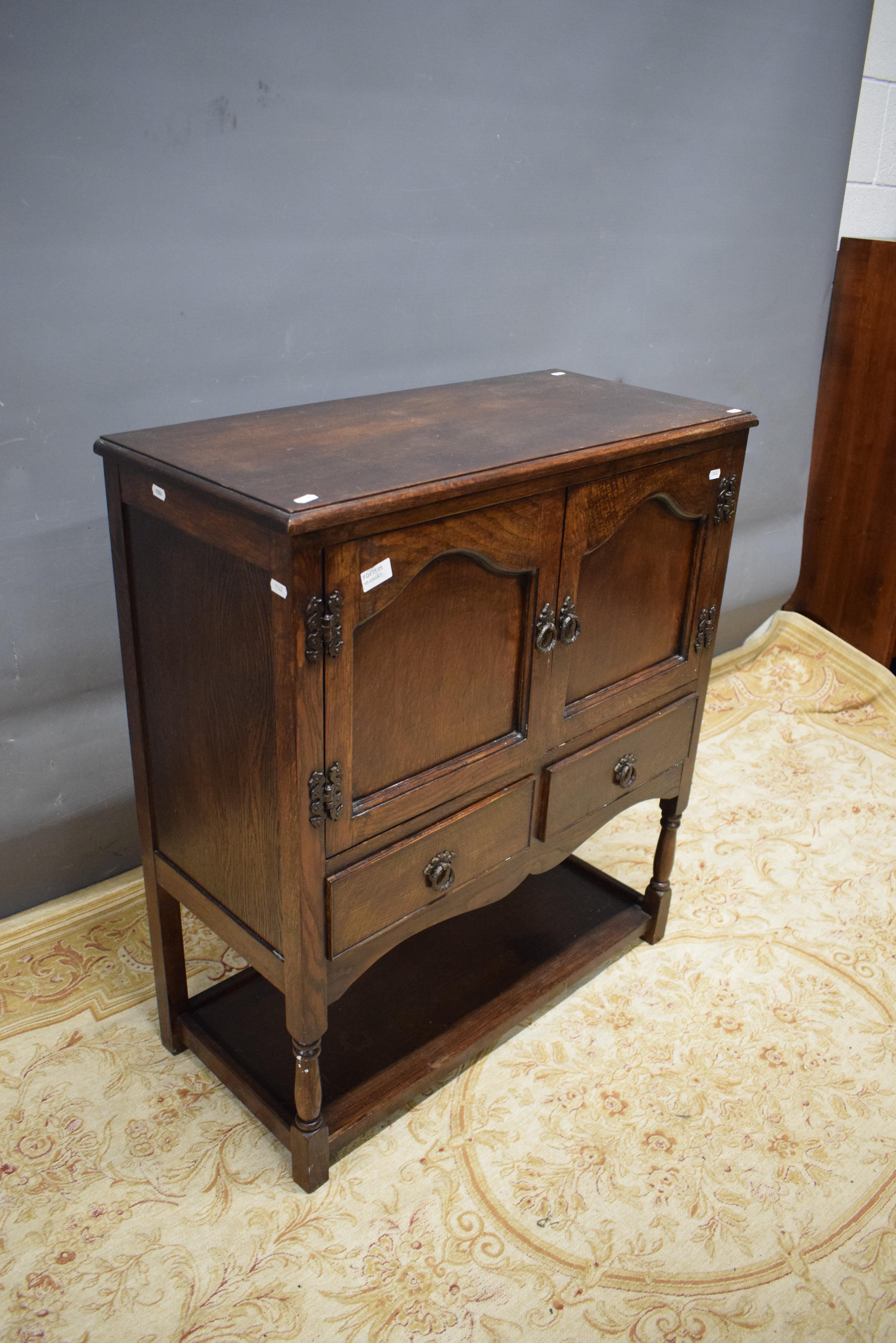 Old Charm style Oak cabinet with shelf. See photos. 80cm wide, 37cm deep and 91cm tall. - Image 2 of 2