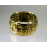 9ct Yellow Edged band.  Finger size 'O'   1.4g