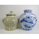 Large Blue and White chinese vase and a large lidded chinese jar, the tallest stands 29cm tall.