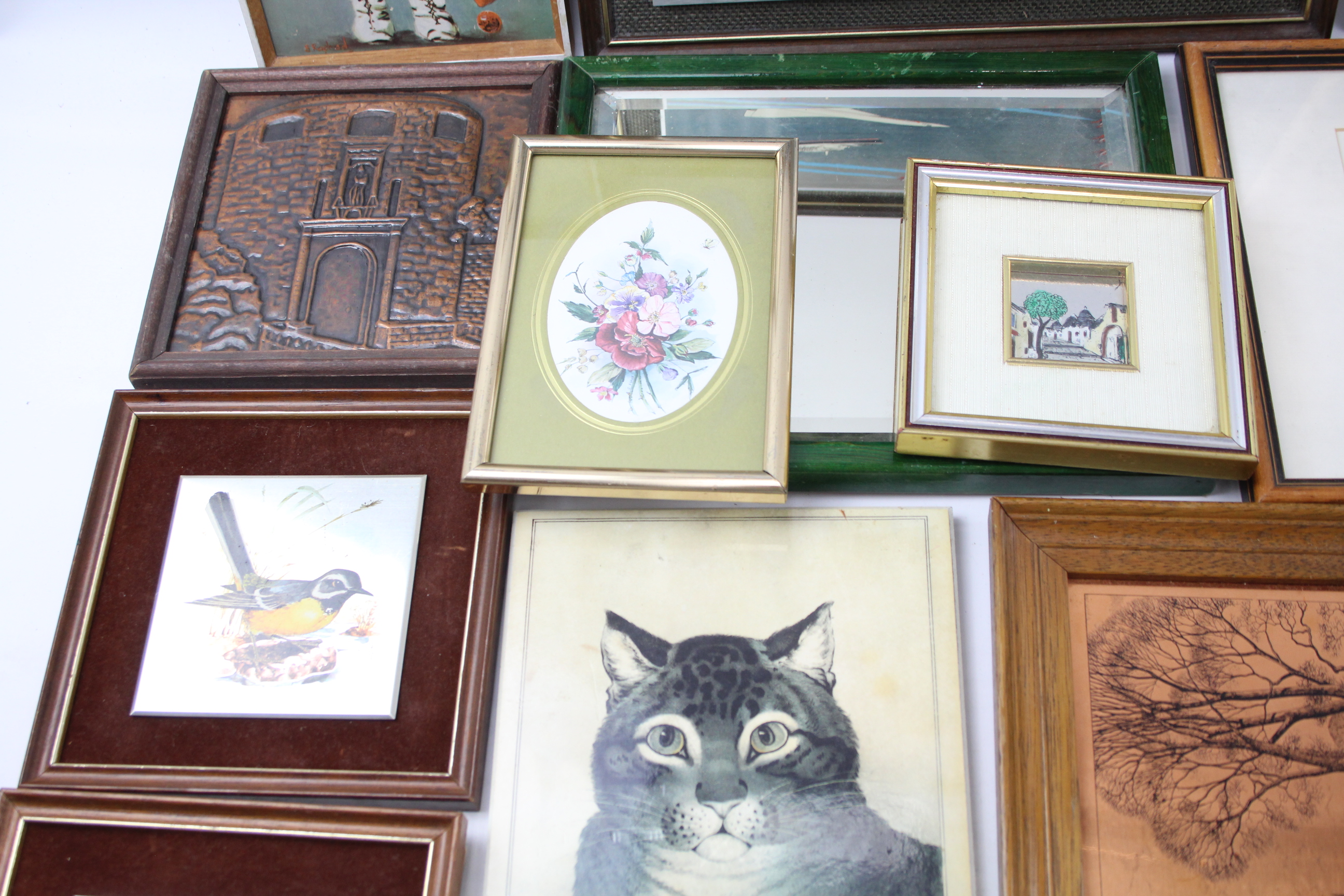 Picture Frames / Art / Prints Job Lot Inc Teddy Playing Cricket - Red Arrows Etc 561311 - Image 3 of 7