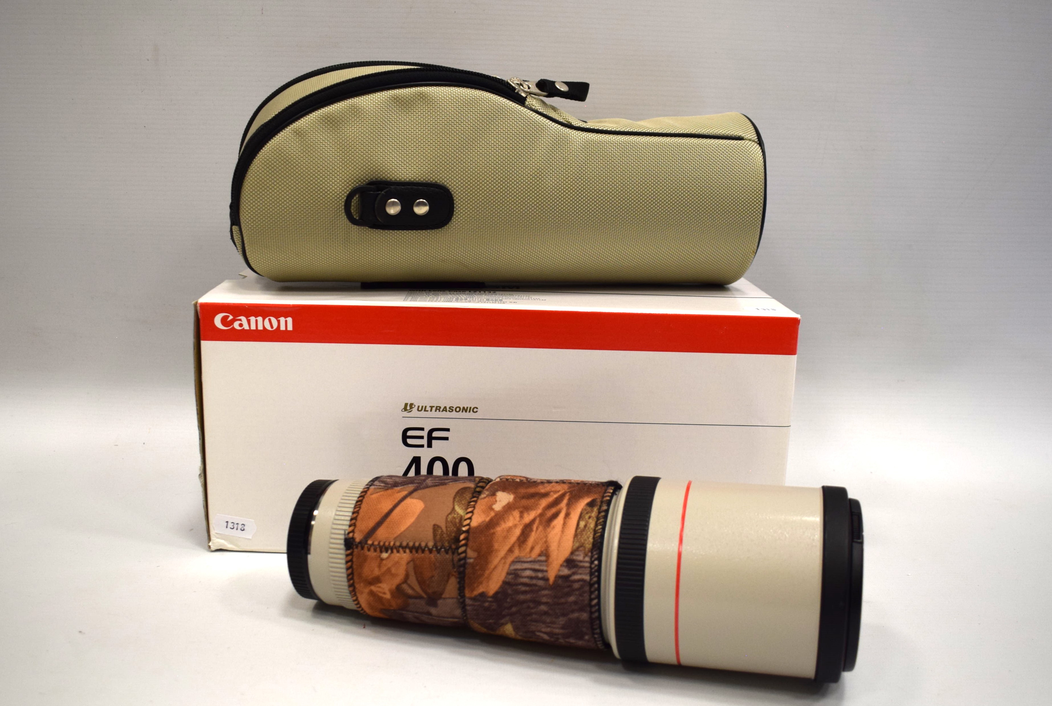 Canon 400mm F/5.6L  USM Lens with Soft case.  - Image 3 of 3