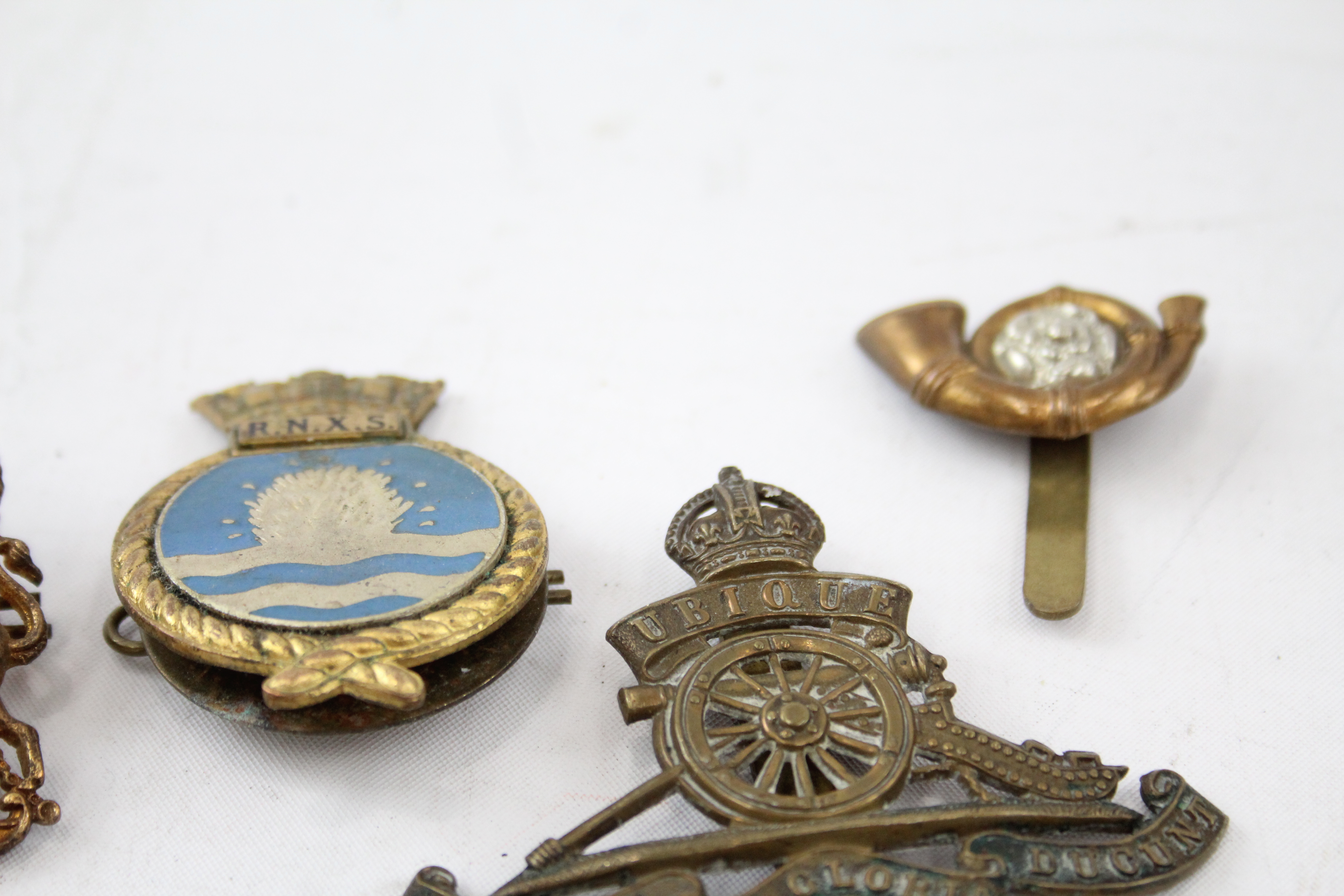 Military Cap Badges x 10 inc. K.O.Y.L.I Dorsetshire R.A.F Etc 2341318 - Bild 3 aus 5