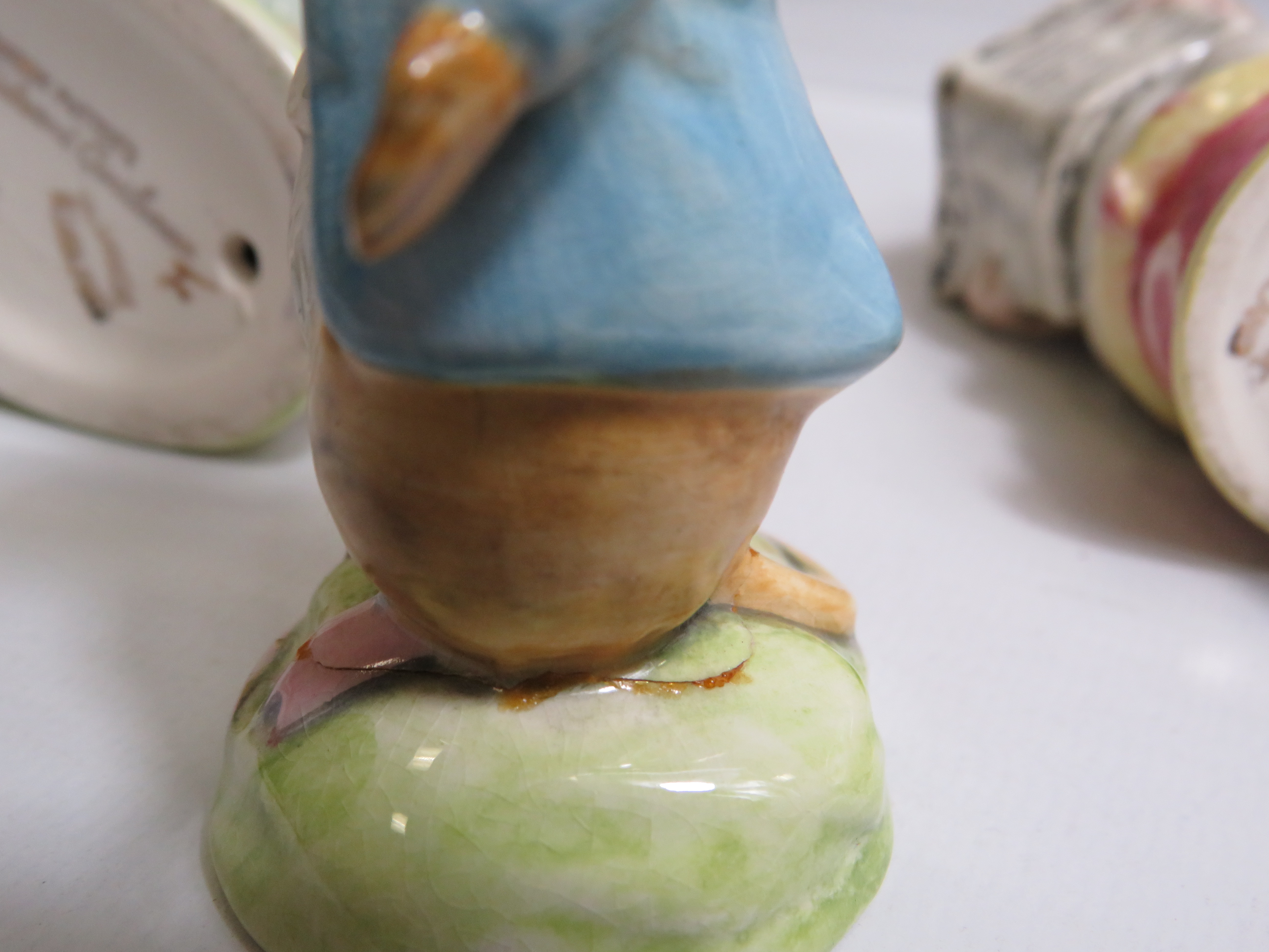 5 Beswick Beatrix Potter figurines, the tallest measures 12.5cm (1 has had a repair see photos) - Image 4 of 4