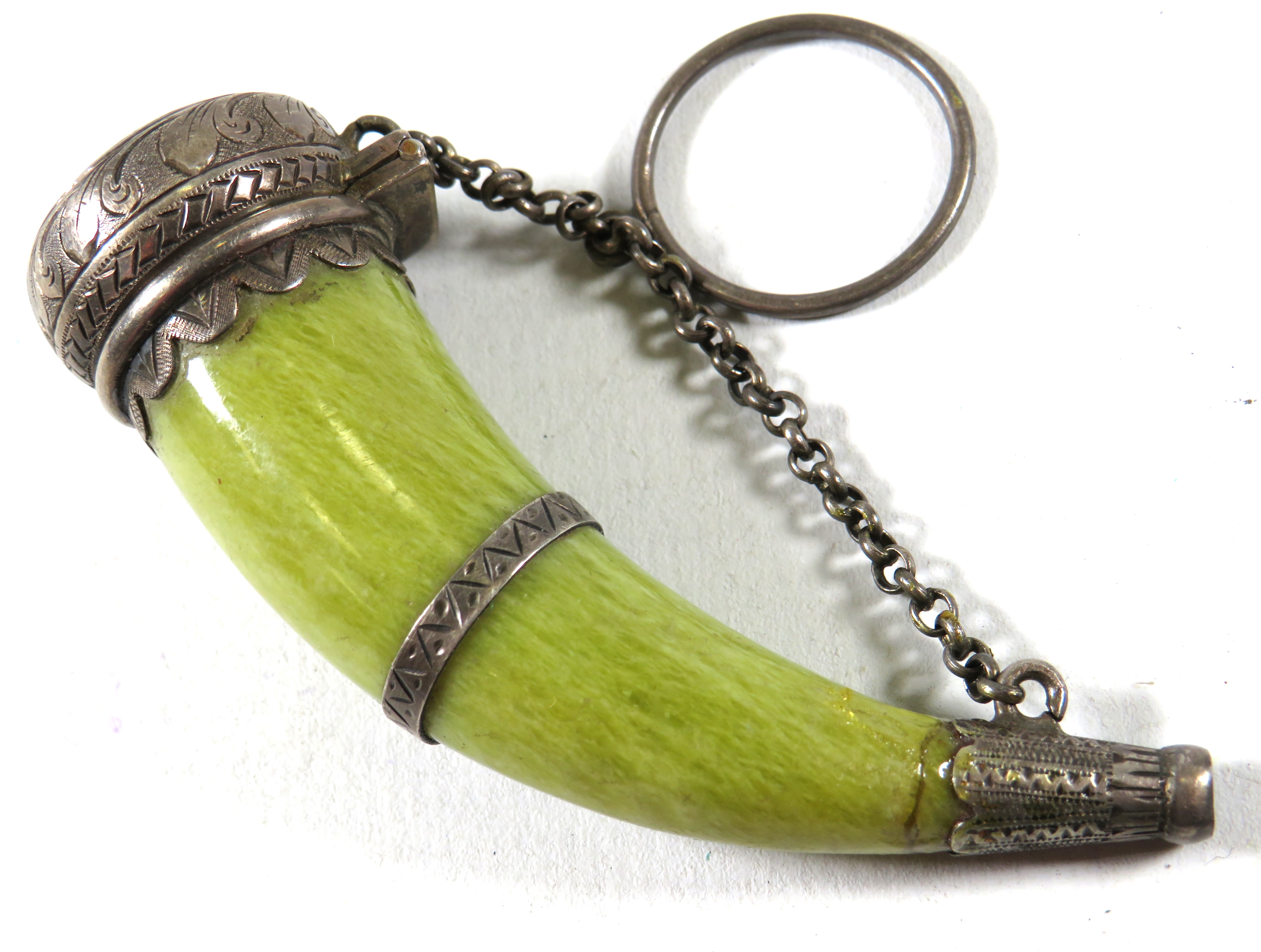 Pretty Green Onyx snuff box with silver end and cap in the shape of a powder horn. Hallmarked for Lo - Bild 2 aus 5