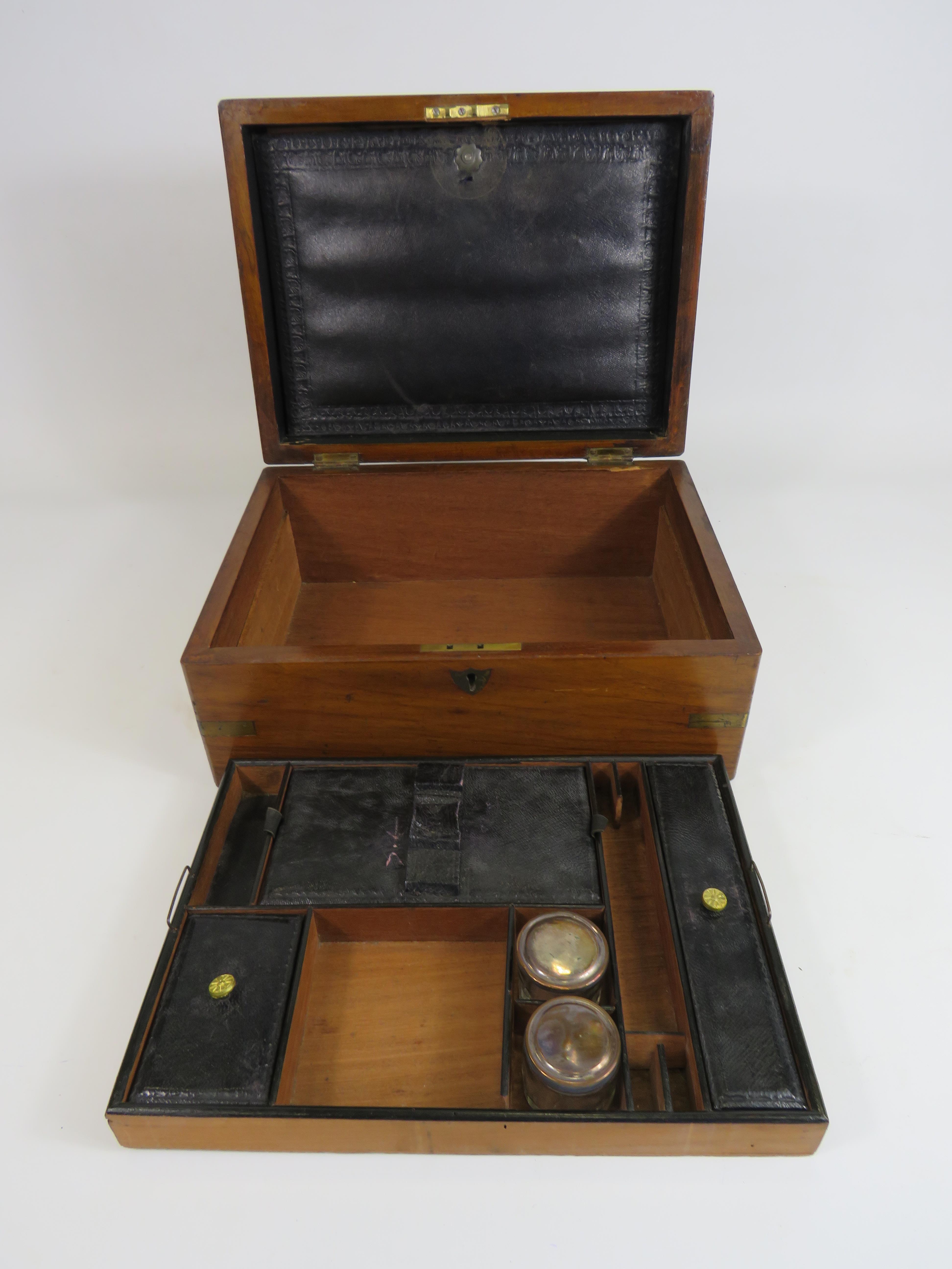 Vintage rosewood ladies vanity box with brass inlay 12" long, 9" deep and 5.5" tall. - Image 2 of 4