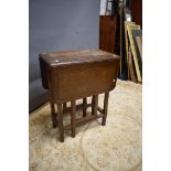 Oak Gate leg drop leaf table .  See photos. S2