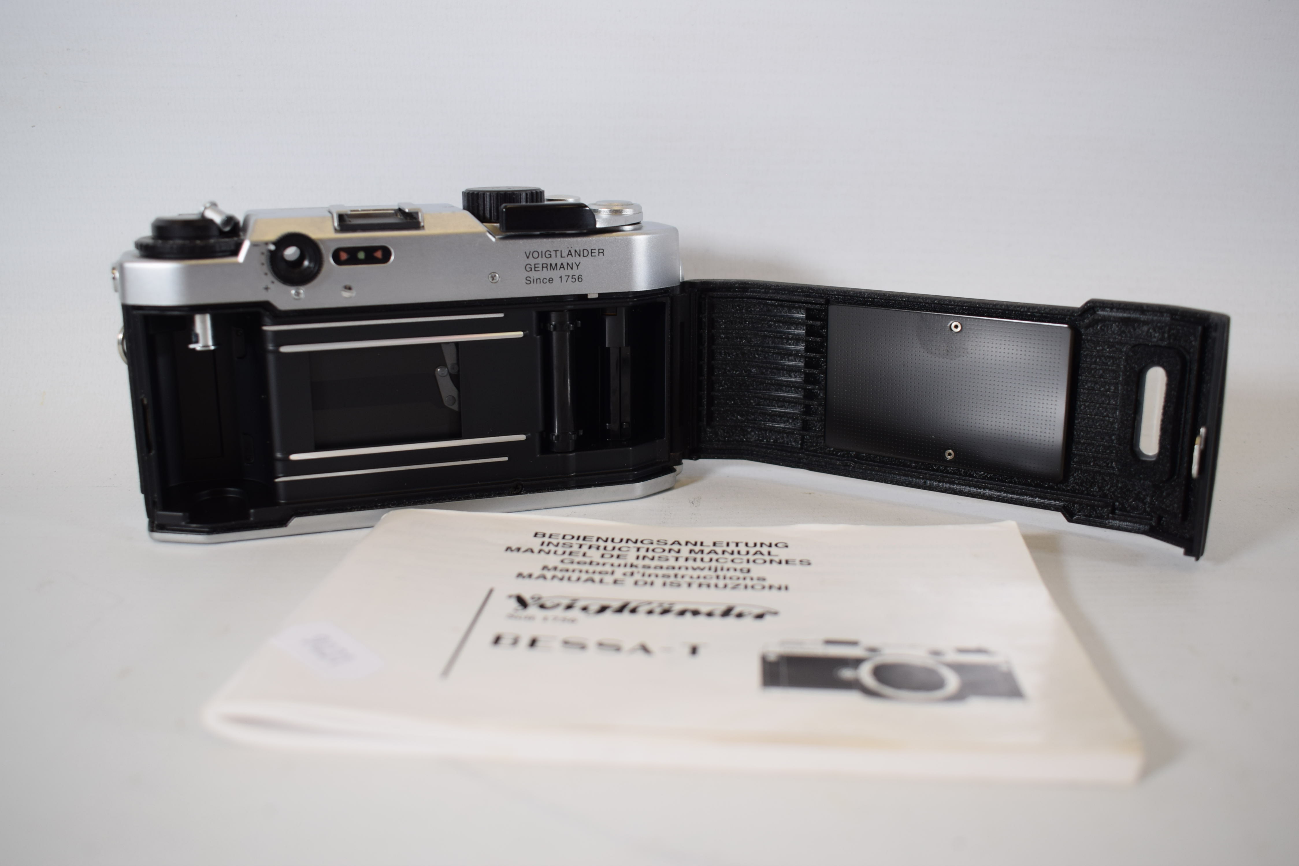 Voigtlander Camera body Bessa T with instruction leaflet.  See photos.  - Image 4 of 4