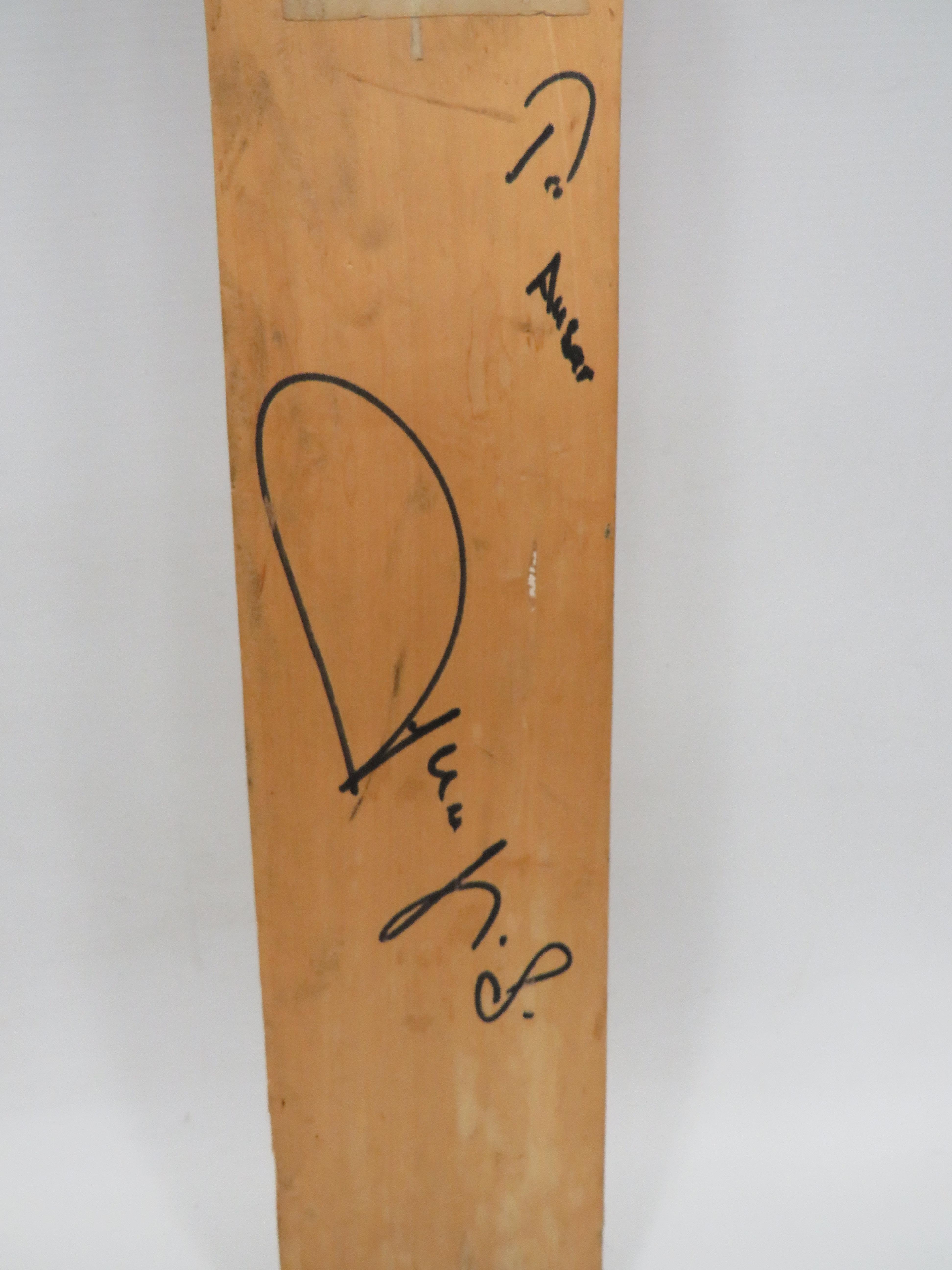 Childs Size Cricket bat by 'Major', 32 inches long. Indistinct signature to face. See photos - Image 2 of 4