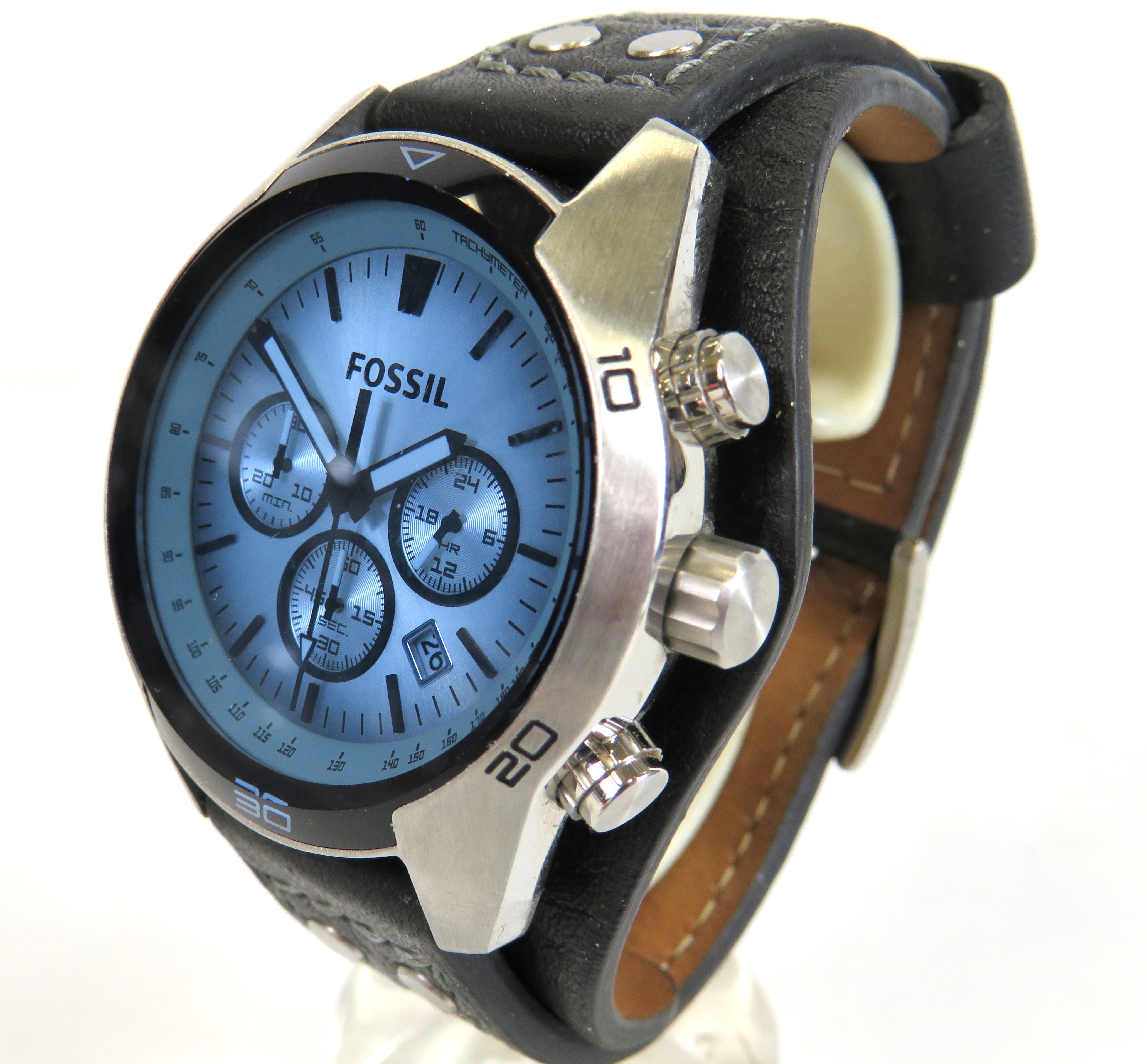 Gents Fossil Quartz Chronograph with thick leather strap in excellent conditon. Running order. See p - Image 3 of 3