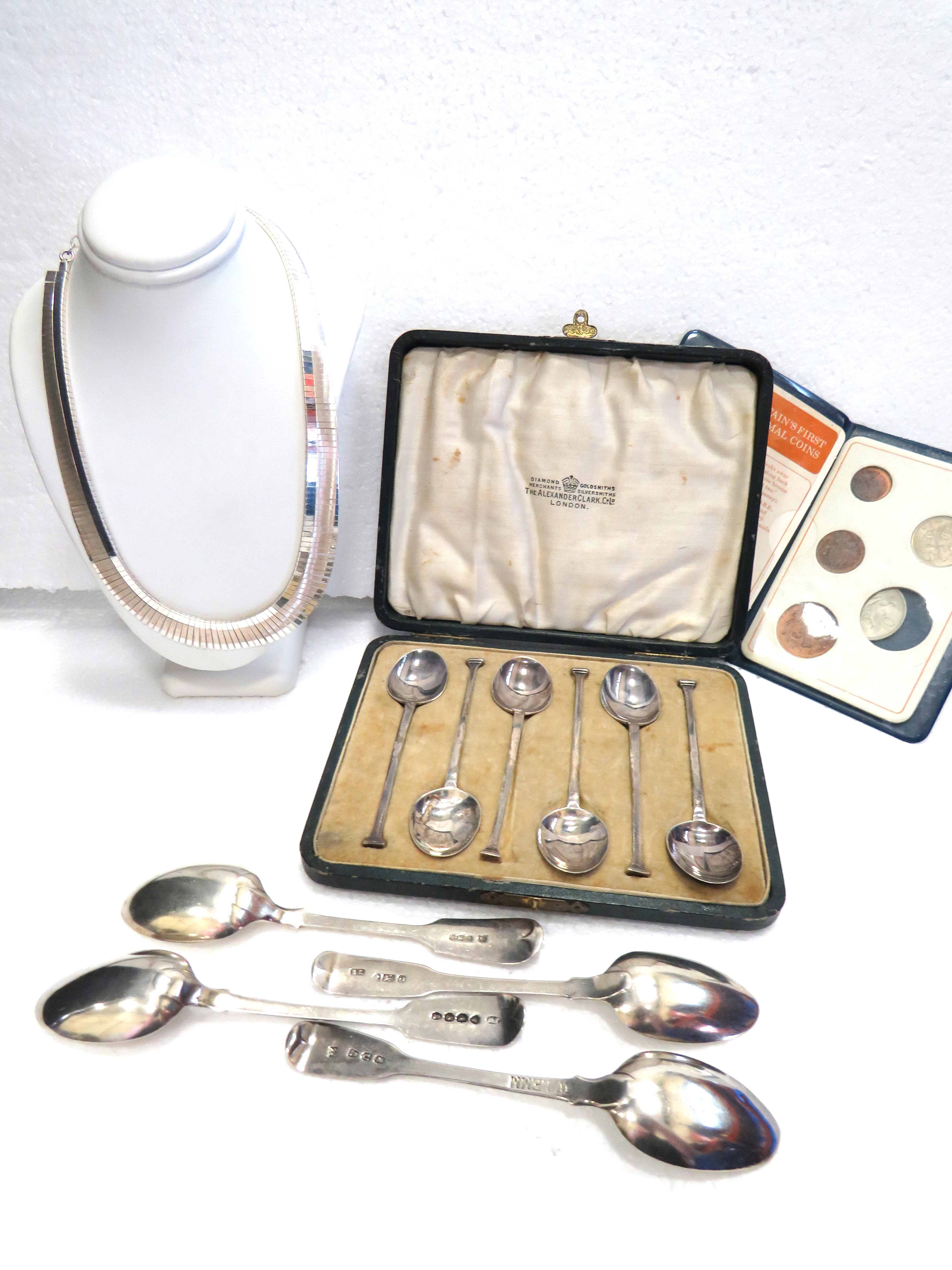 Mixed Silver lot to include a silver necklace with case, boxed silver coffee spoons and a boxed hall