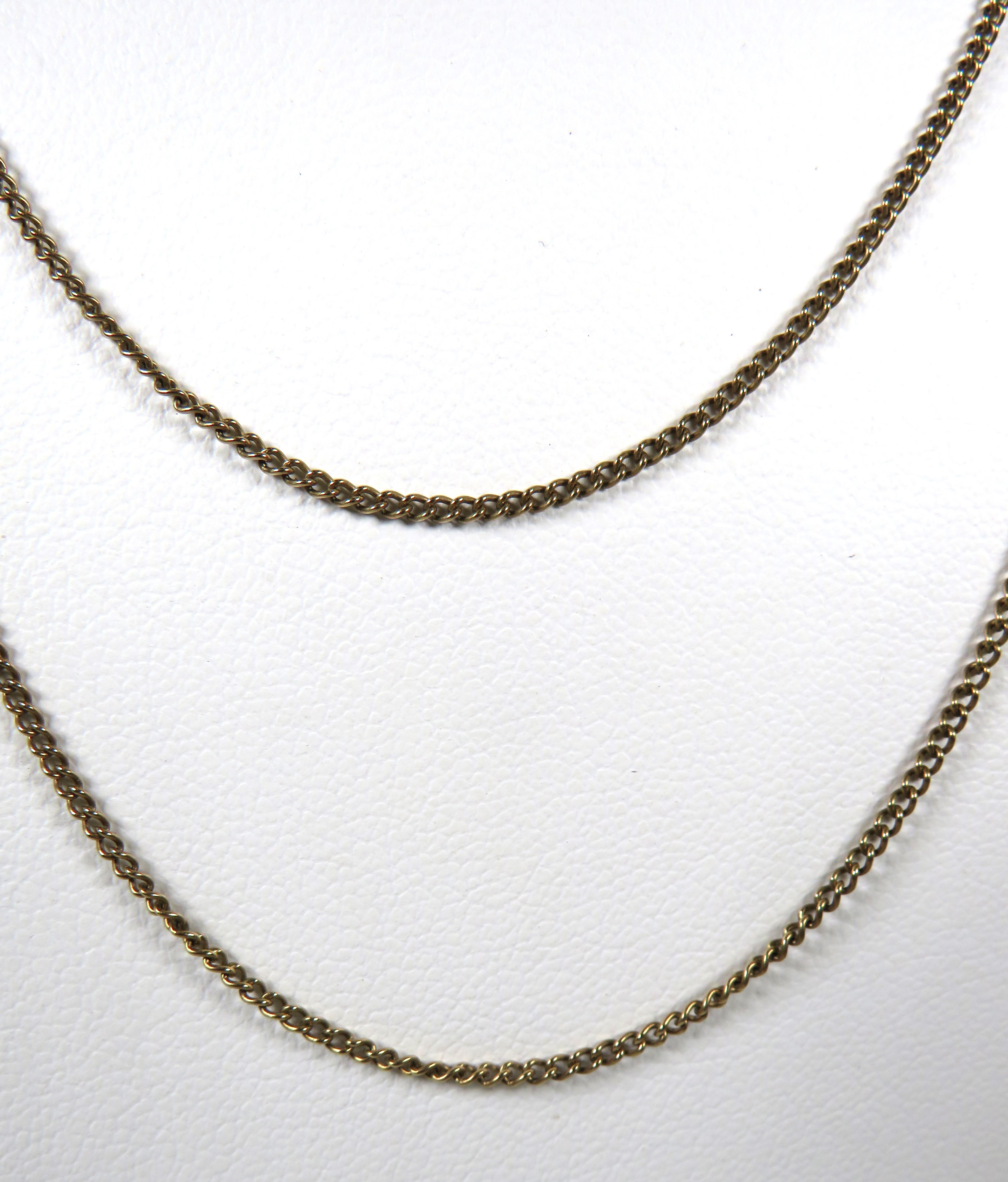 9ct Fine Link Gold Chain 22 inches long.  3.8g - Image 2 of 2