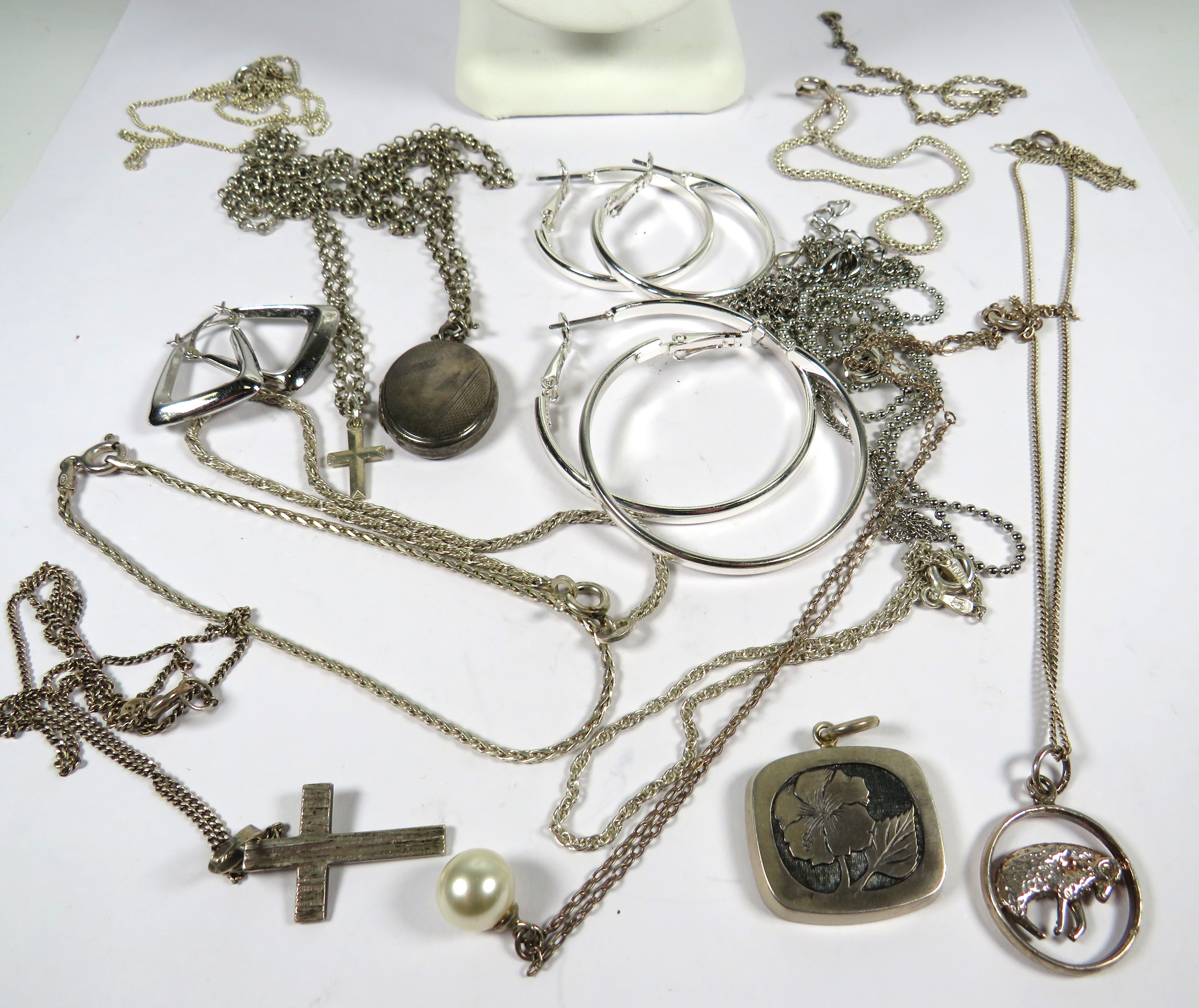 Good Mixed Silver Lot to include pendants, Chains, Bracelet, Earrings etc. see photos.  - Bild 3 aus 3