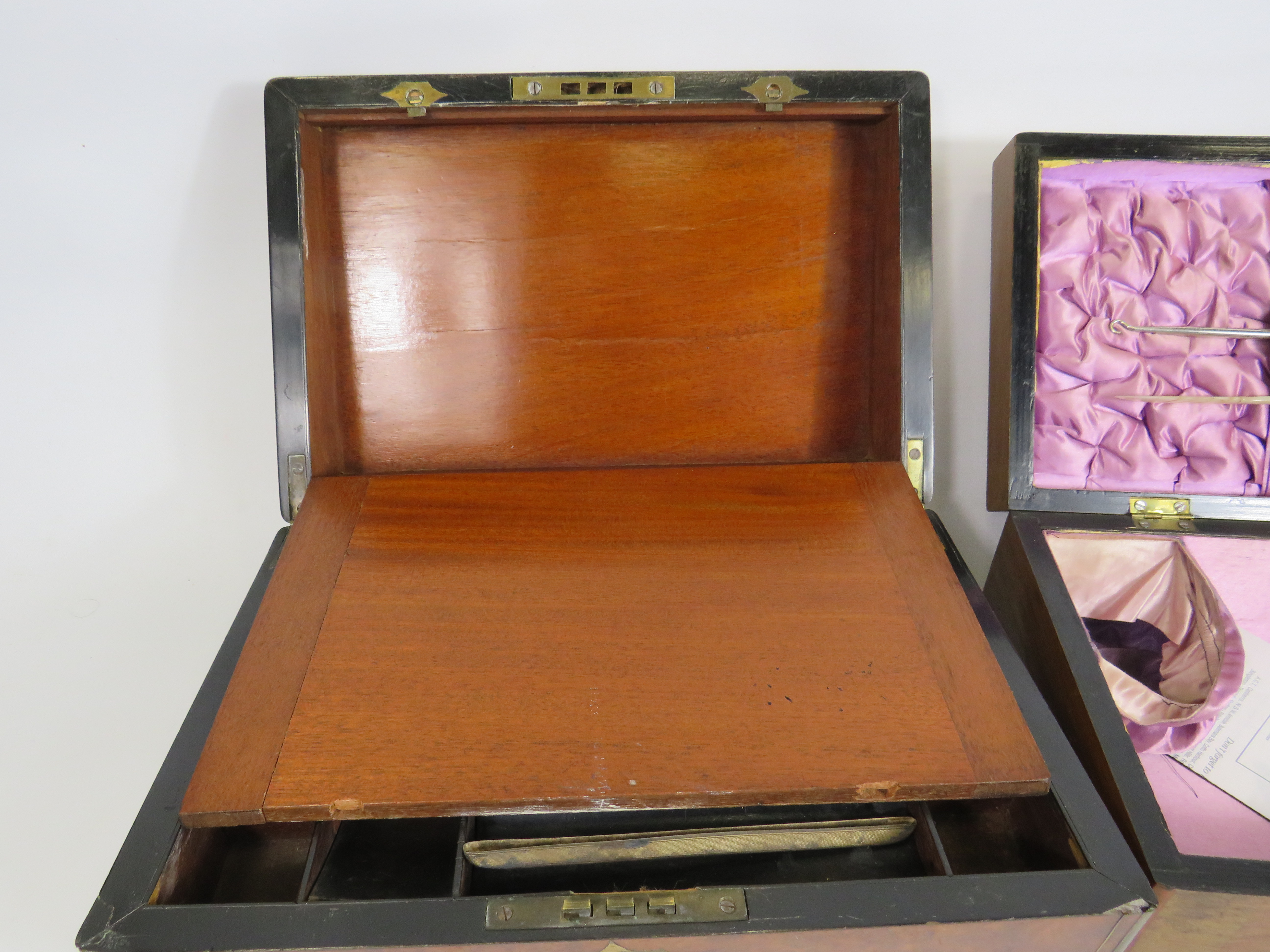 A vintage wooden writing box and a vintage wooden sewing box. - Image 3 of 6